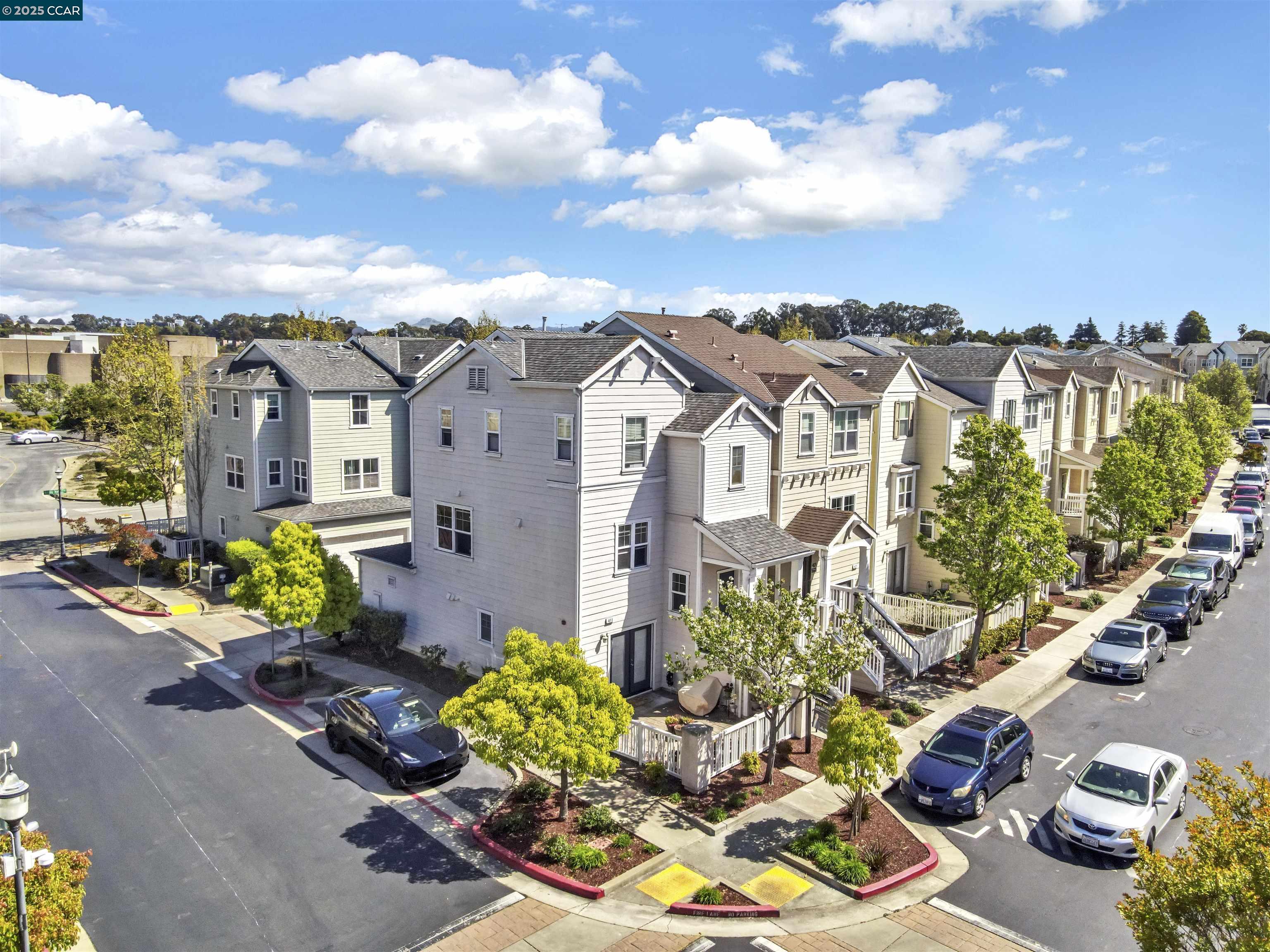 Detail Gallery Image 22 of 25 For 411 Summer Ln, Richmond,  CA 94806 - 3 Beds | 3/1 Baths