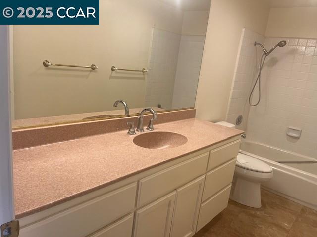 Detail Gallery Image 4 of 11 For 628 Saint George Road, Danville,  CA 94526-6232 - 4 Beds | 2/1 Baths