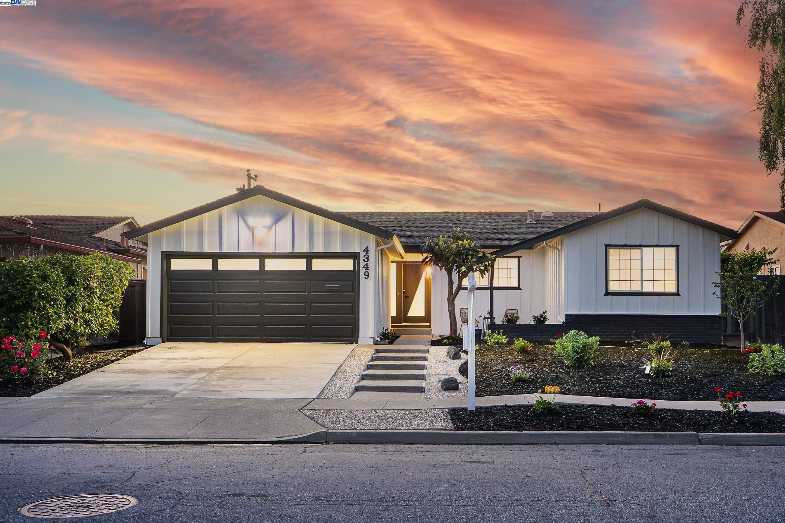 Detail Gallery Image 1 of 1 For 4349 La Cosa Ave, Fremont,  CA 94536 - 4 Beds | 2 Baths