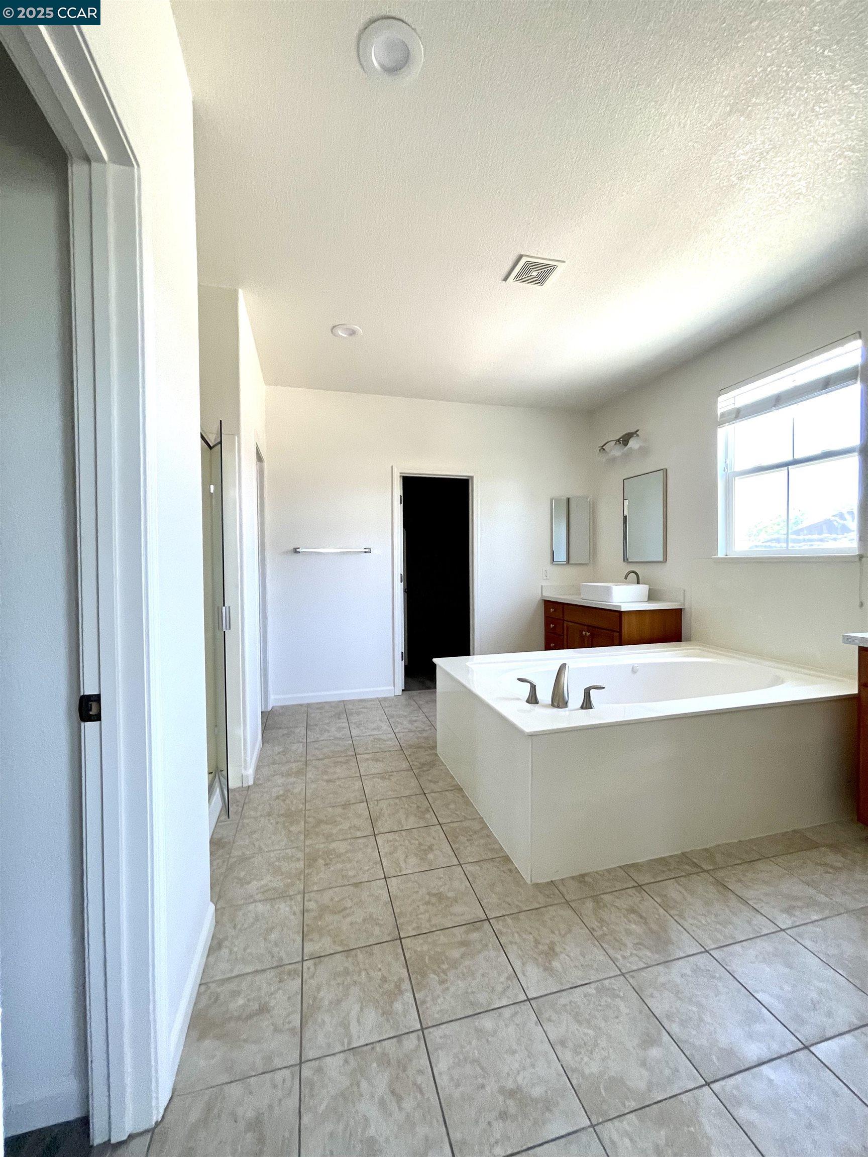 5512 Mcfarlan Ranch Dr, Antioch, California 94531, 4 Bedrooms Bedrooms, 8 Rooms Rooms,2 BathroomsBathrooms,Residential Lease,For Rent,5512 Mcfarlan Ranch Dr,41094427