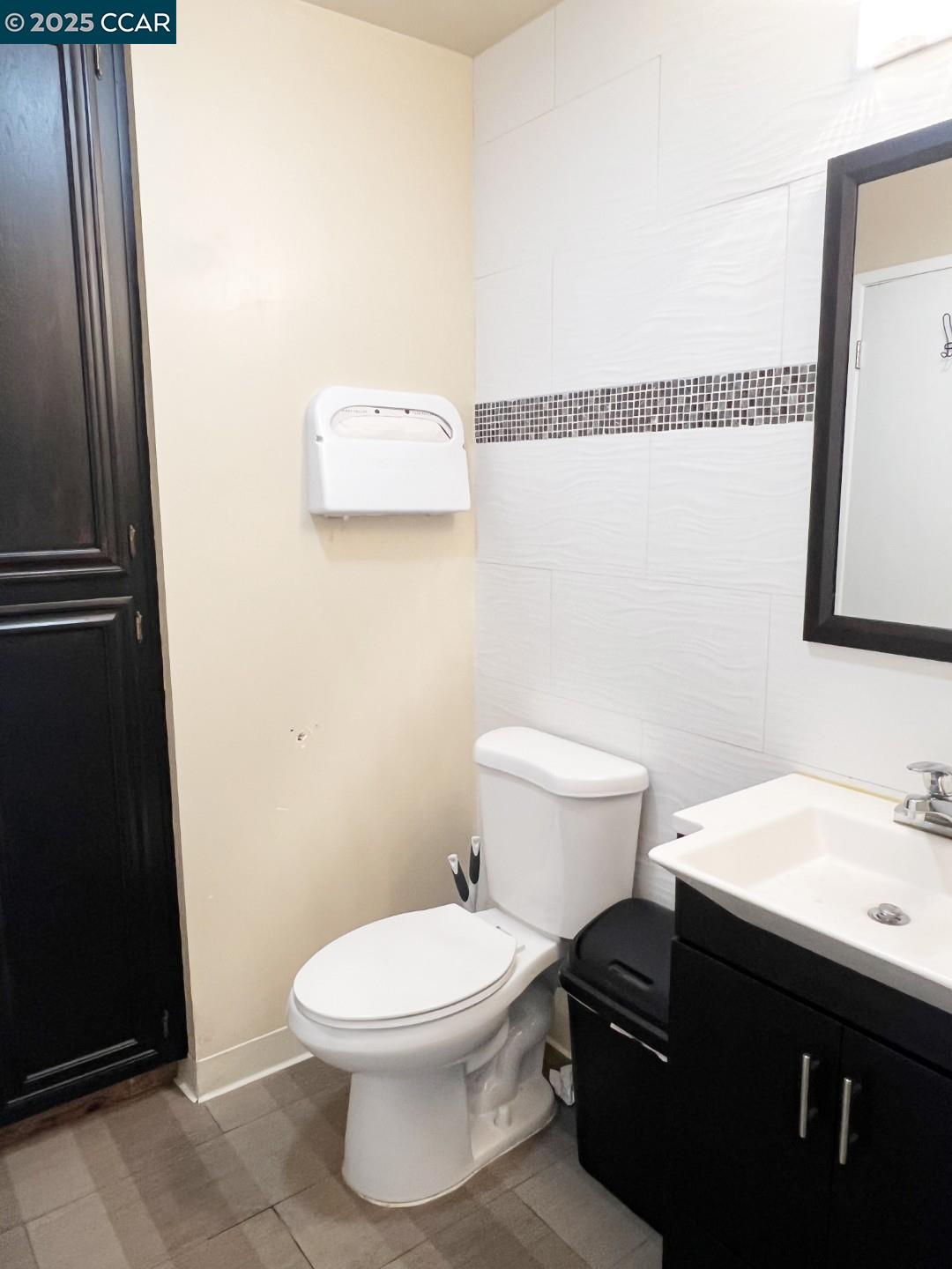 3219 Auto Plz, Richmond, California 94806, ,Commercial Lease,For Rent,3219 Auto Plz,41094428