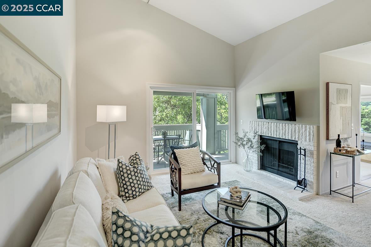 Detail Gallery Image 2 of 59 For 2638 Saklan Indian Dr #3,  Walnut Creek,  CA 94595 - 2 Beds | 2 Baths