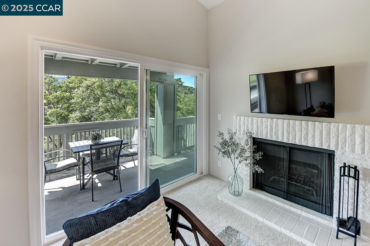 Detail Gallery Image 3 of 59 For 2638 Saklan Indian Dr #3,  Walnut Creek,  CA 94595 - 2 Beds | 2 Baths