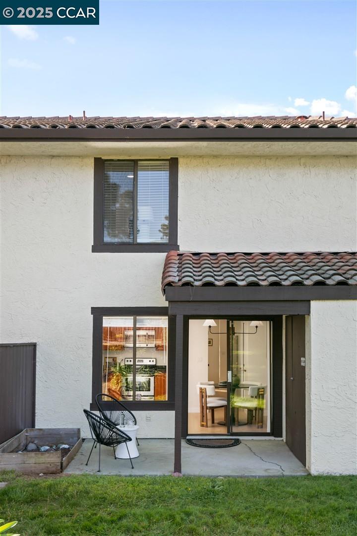 property-img