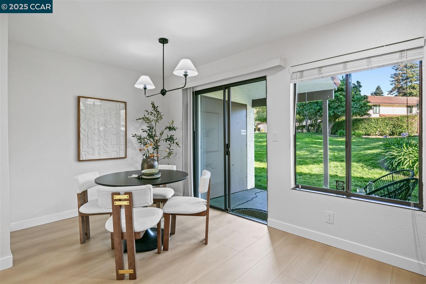 property-img