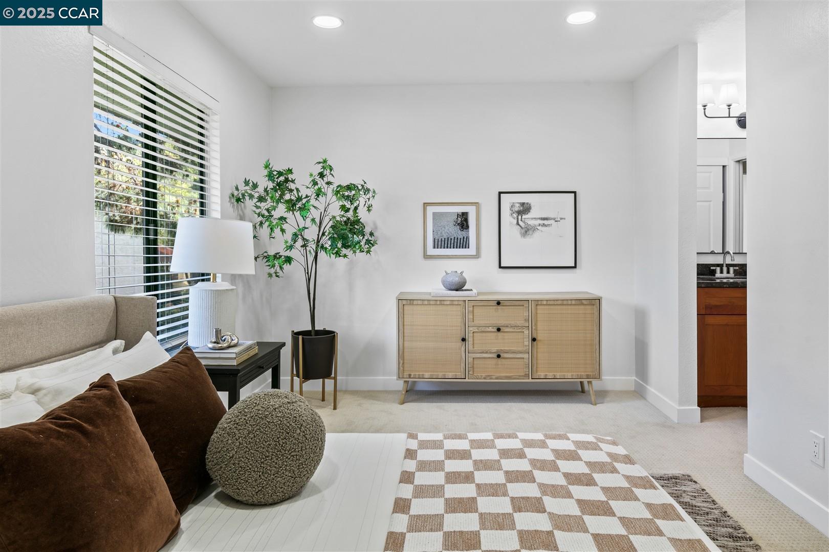 property-img