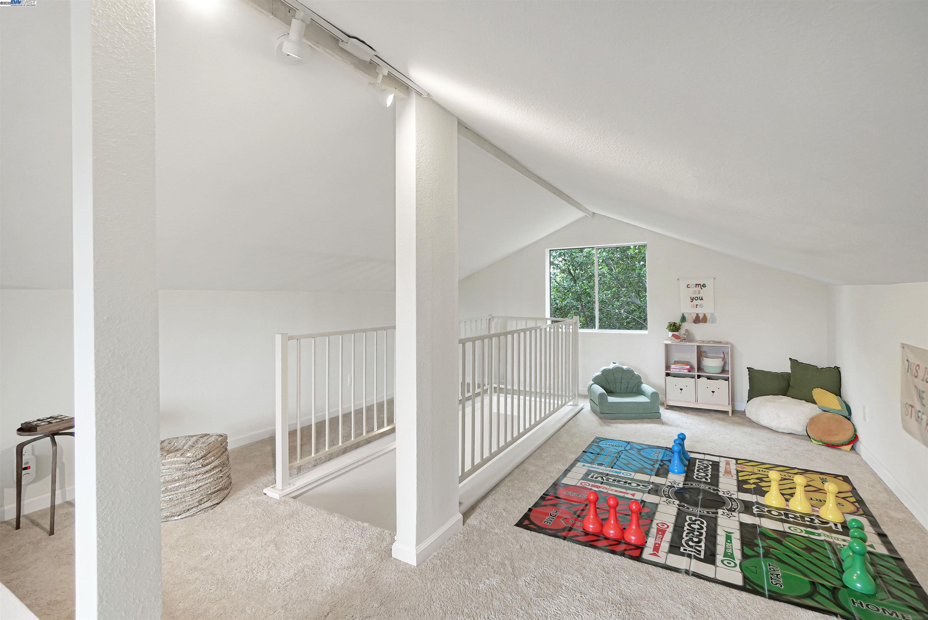 Detail Gallery Image 26 of 44 For 24576 Oneil Ave, Hayward,  CA 94544 - 4 Beds | 3 Baths
