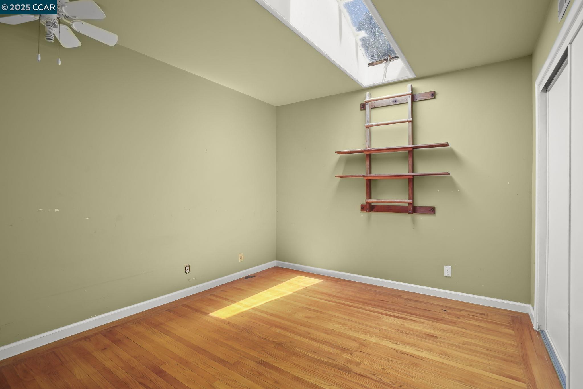 Detail Gallery Image 21 of 50 For 586 Lakewood Cir, Walnut Creek,  CA 94598 - 4 Beds | 2/1 Baths