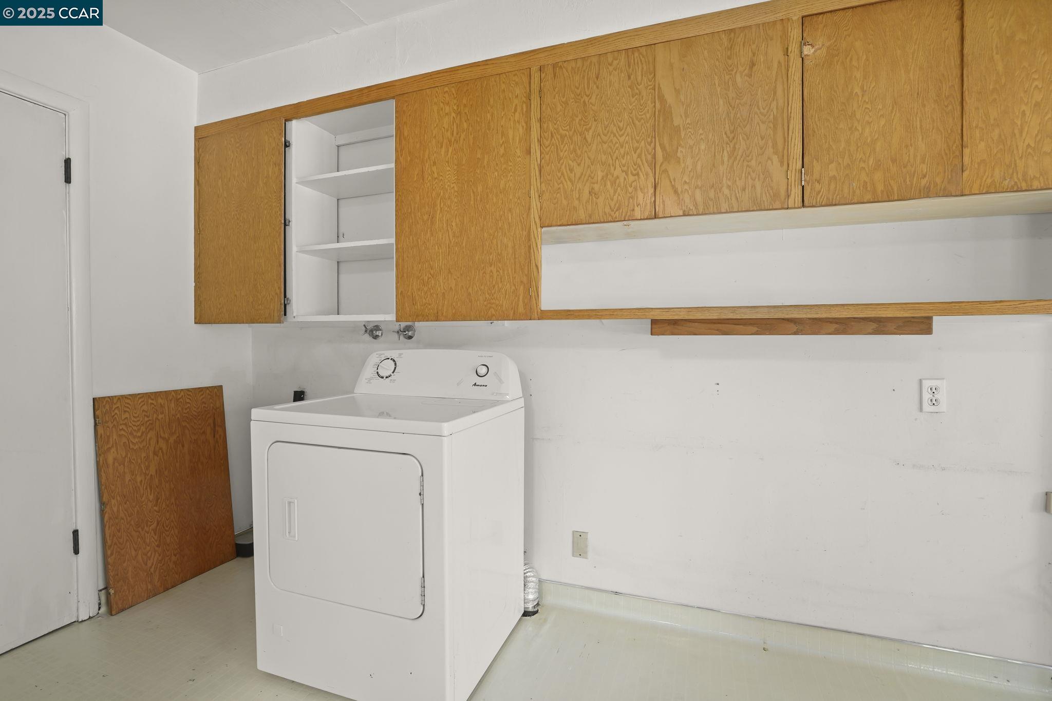 Detail Gallery Image 27 of 50 For 586 Lakewood Cir, Walnut Creek,  CA 94598 - 4 Beds | 2/1 Baths