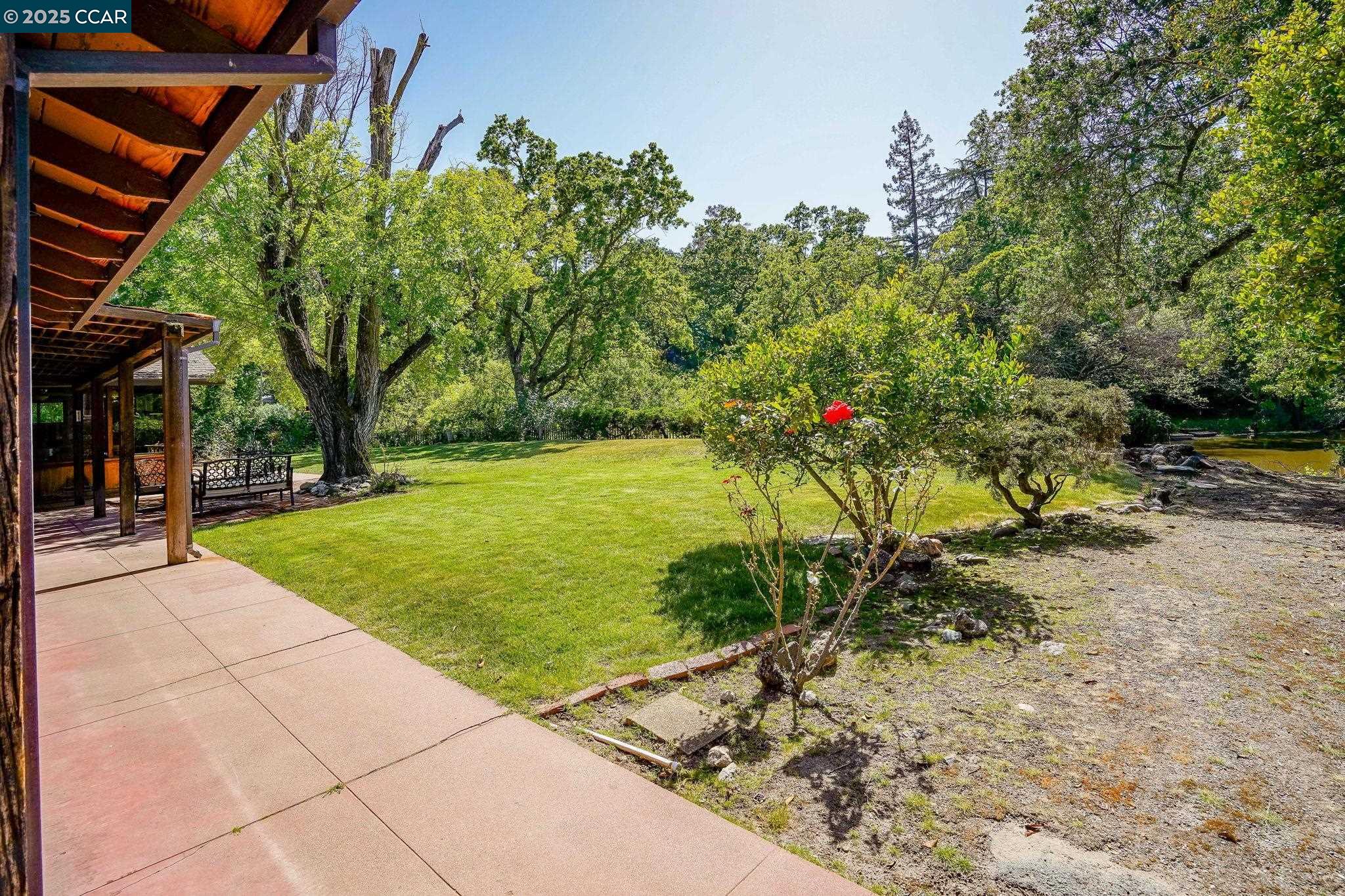Detail Gallery Image 31 of 50 For 586 Lakewood Cir, Walnut Creek,  CA 94598 - 4 Beds | 2/1 Baths