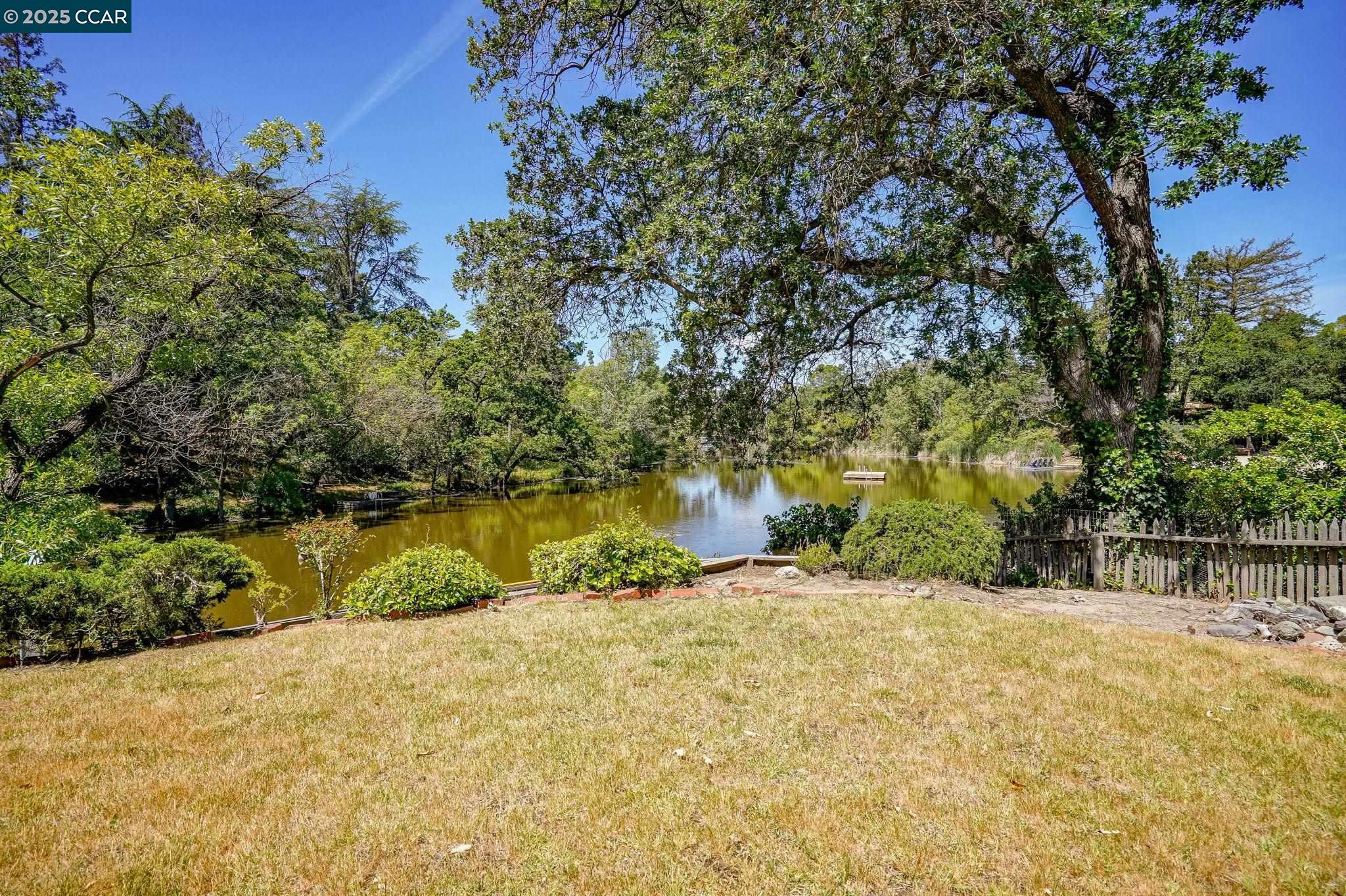 Detail Gallery Image 40 of 50 For 586 Lakewood Cir, Walnut Creek,  CA 94598 - 4 Beds | 2/1 Baths