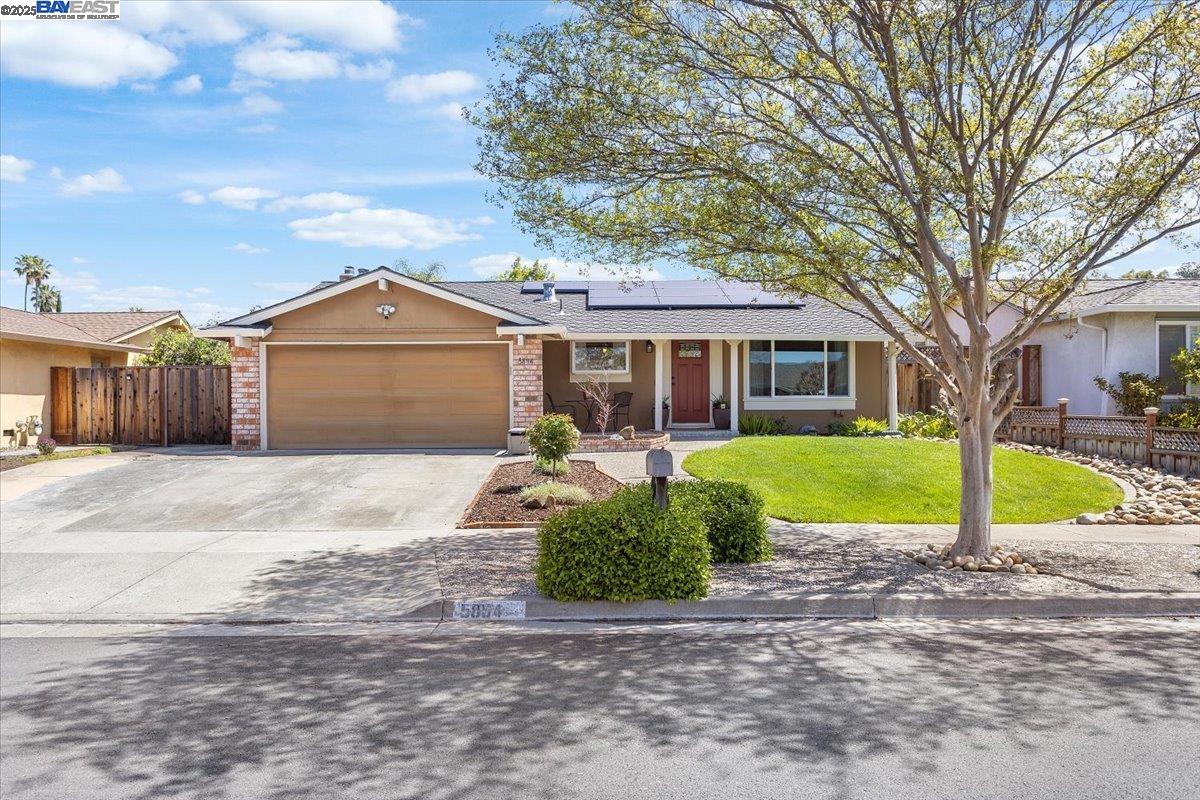 Detail Gallery Image 2 of 46 For 5894 Pontius Ct, San Jose,  CA 95123 - 3 Beds | 2 Baths