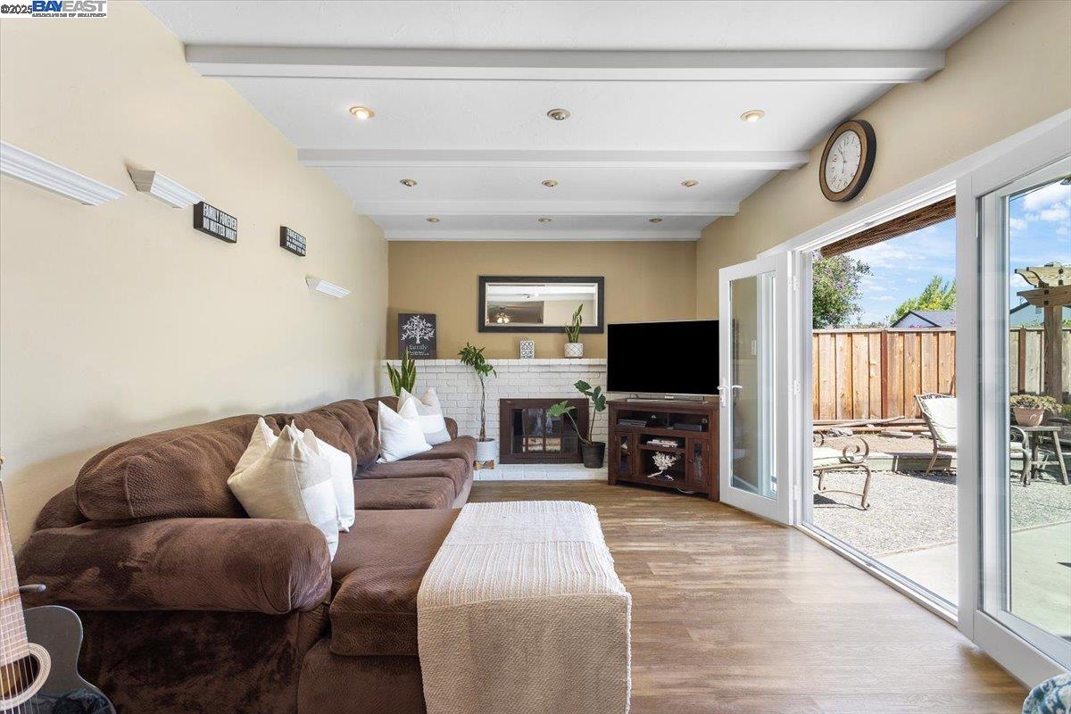 Detail Gallery Image 14 of 46 For 5894 Pontius Ct, San Jose,  CA 95123 - 3 Beds | 2 Baths