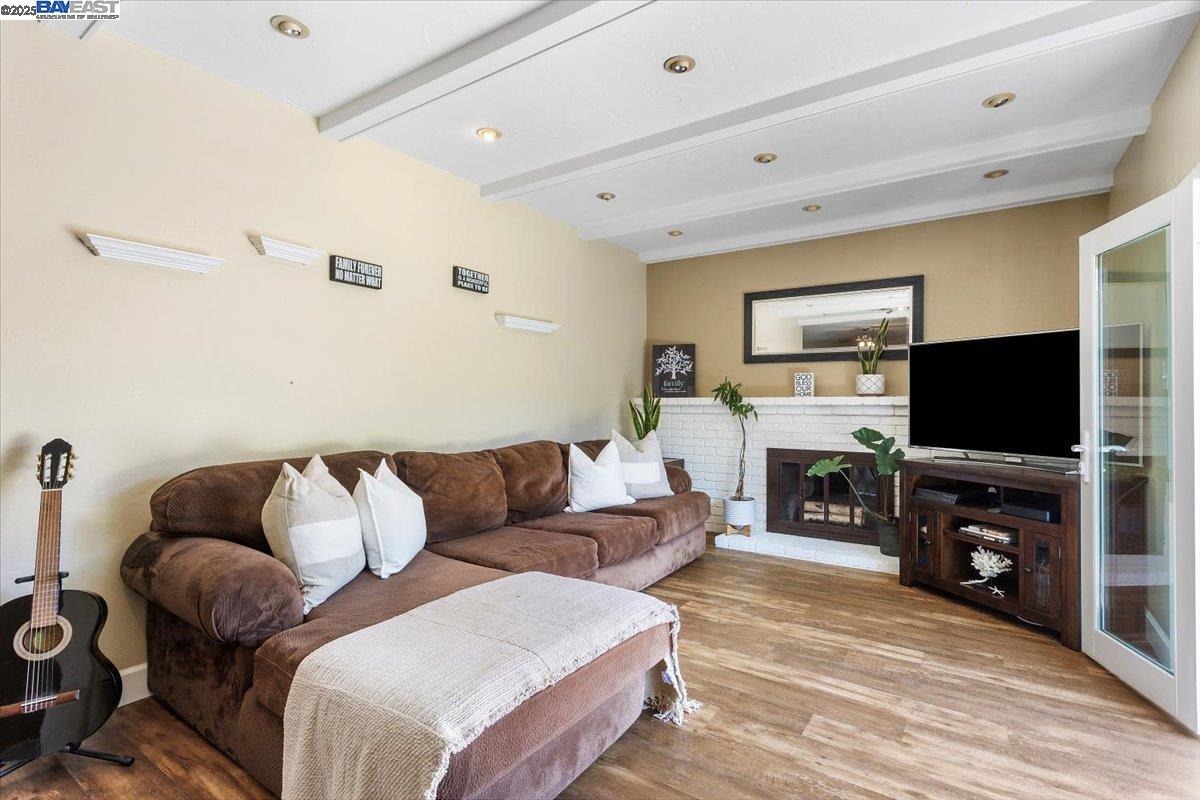 Detail Gallery Image 16 of 46 For 5894 Pontius Ct, San Jose,  CA 95123 - 3 Beds | 2 Baths
