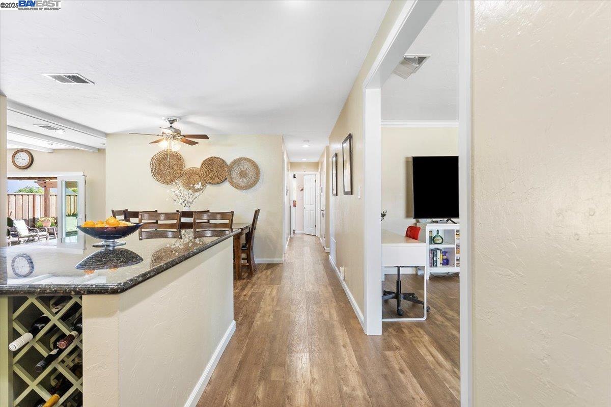 Detail Gallery Image 6 of 46 For 5894 Pontius Ct, San Jose,  CA 95123 - 3 Beds | 2 Baths