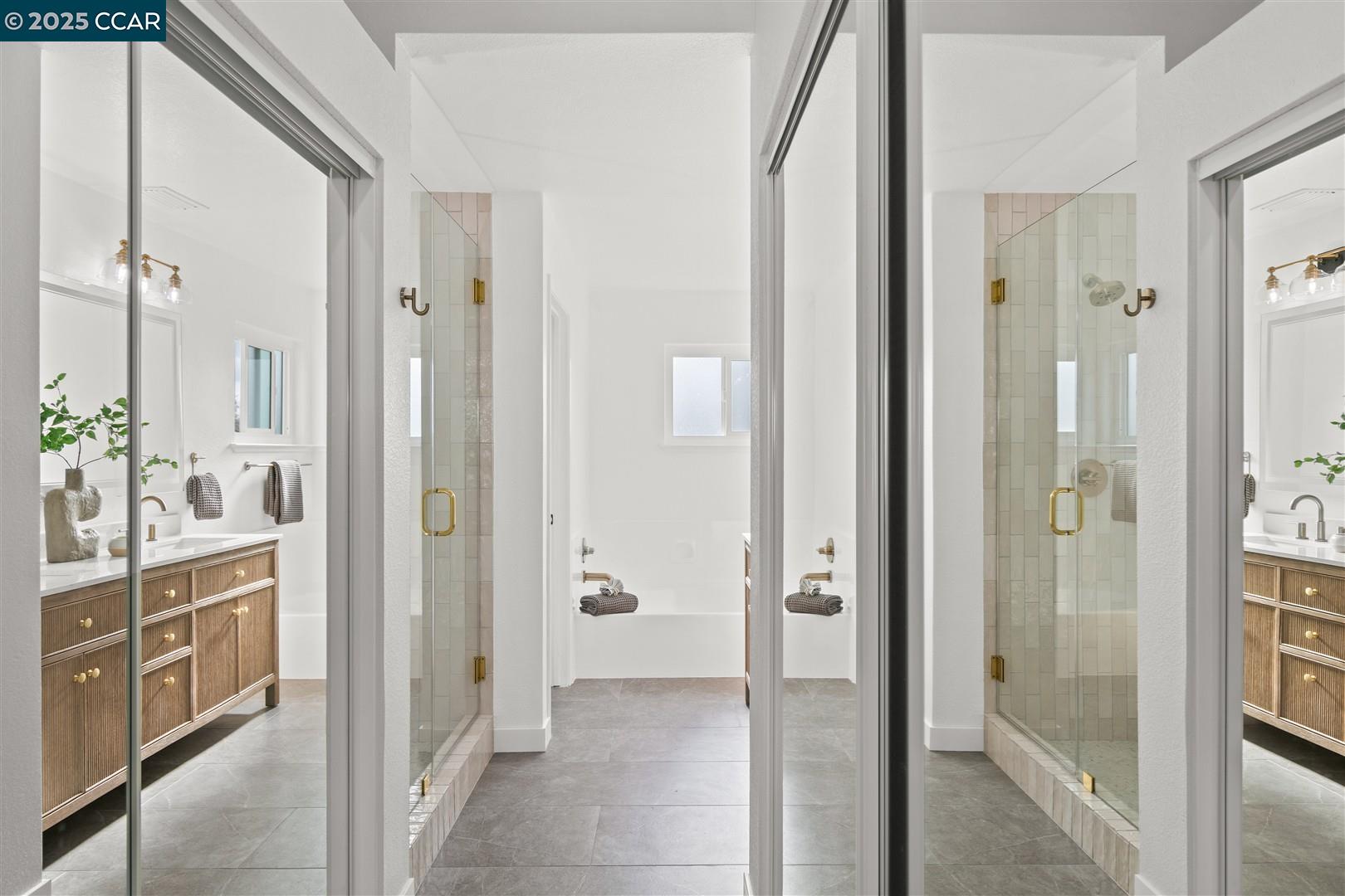 Detail Gallery Image 28 of 60 For 73 Sandpoint Dr, Richmond,  CA 94804 - 3 Beds | 3 Baths