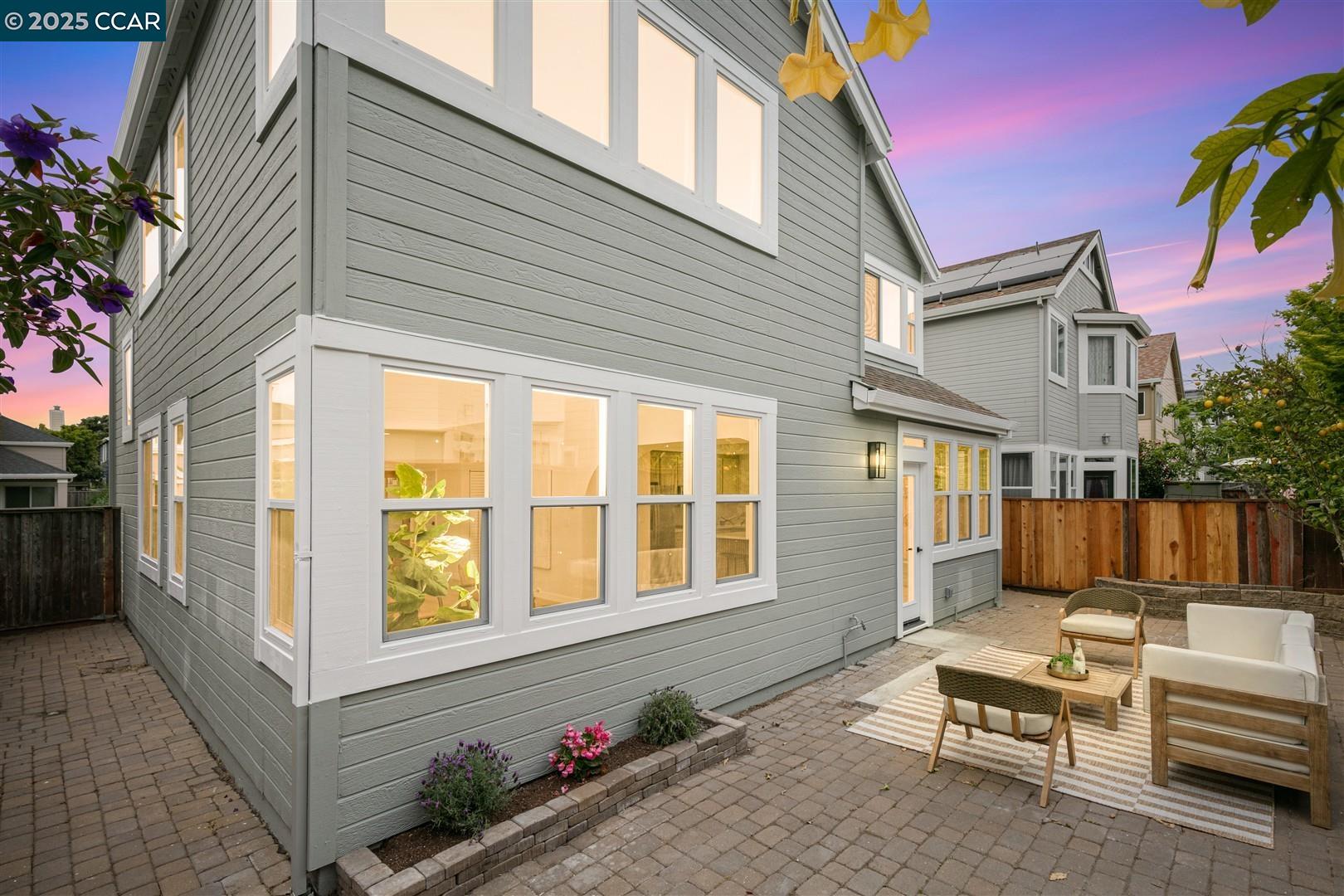 Detail Gallery Image 35 of 60 For 73 Sandpoint Dr, Richmond,  CA 94804 - 3 Beds | 3 Baths