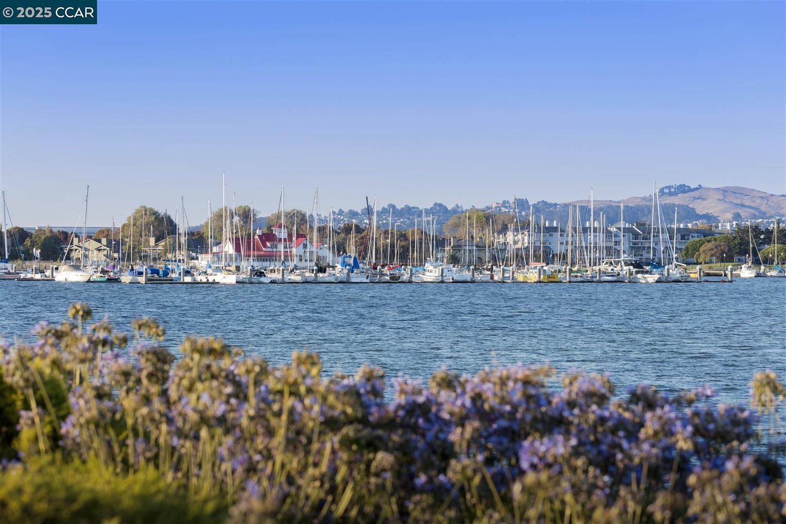 Detail Gallery Image 47 of 60 For 73 Sandpoint Dr, Richmond,  CA 94804 - 3 Beds | 3 Baths