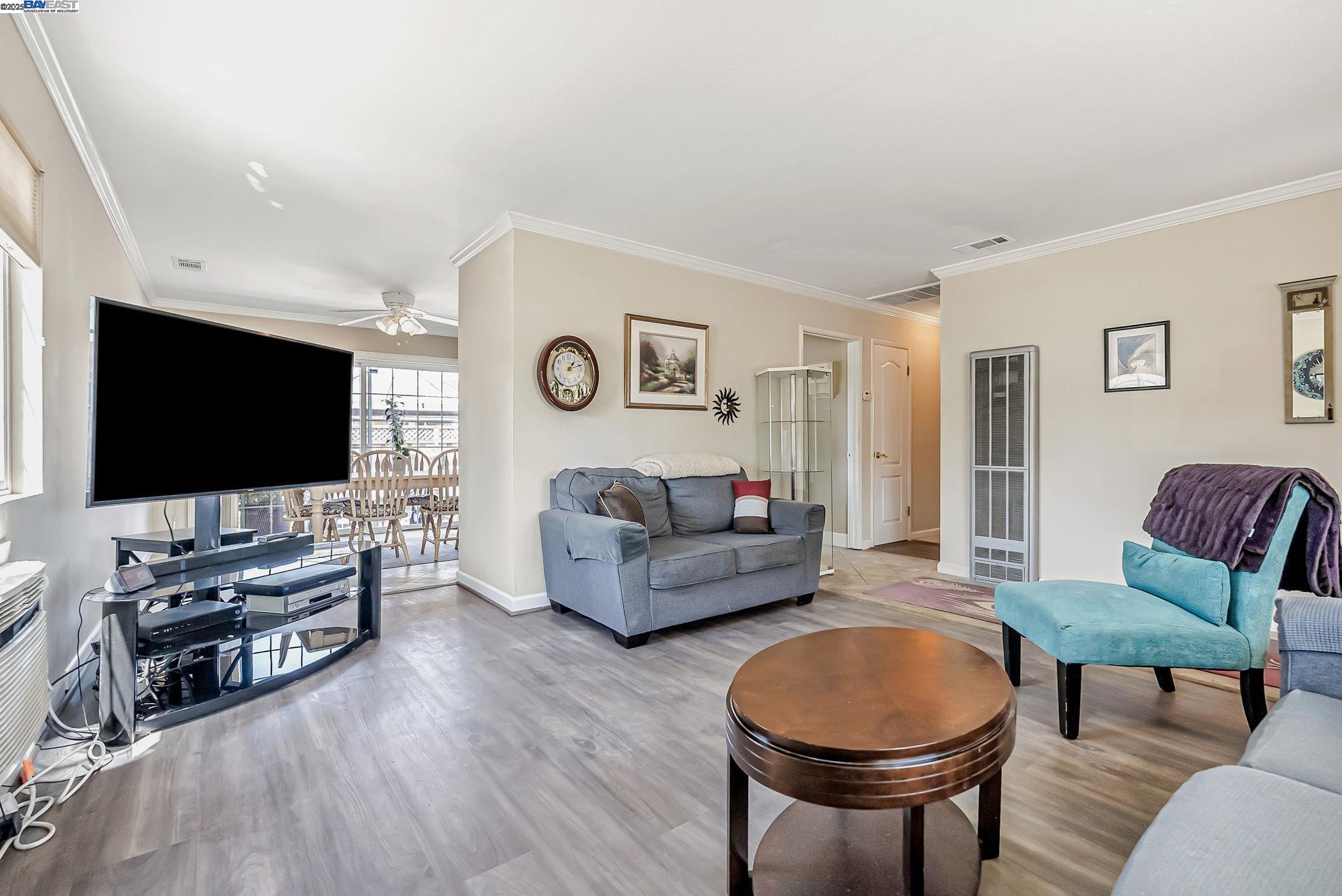 Detail Gallery Image 13 of 34 For 2683 Cryer St, Hayward,  CA 94545 - 3 Beds | 2 Baths