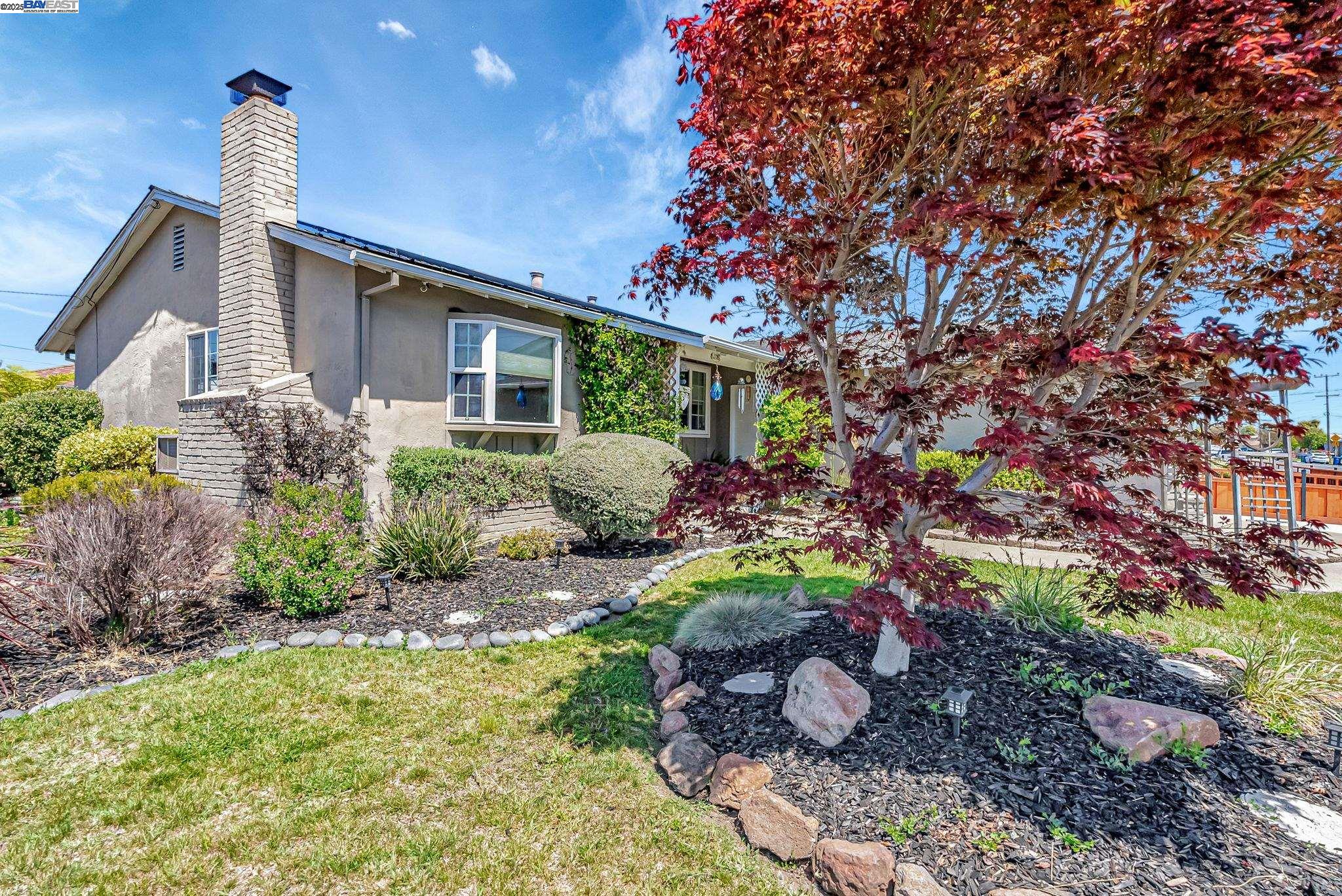 Detail Gallery Image 4 of 34 For 2683 Cryer St, Hayward,  CA 94545 - 3 Beds | 2 Baths