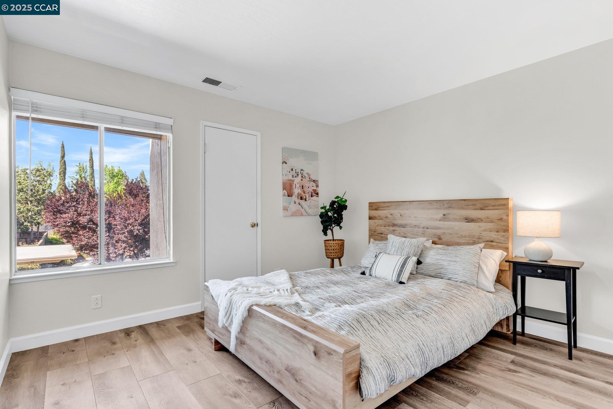 Detail Gallery Image 20 of 23 For 59 Massolo Dr #E,  Pleasant Hill,  CA 94523 - 2 Beds | 2 Baths