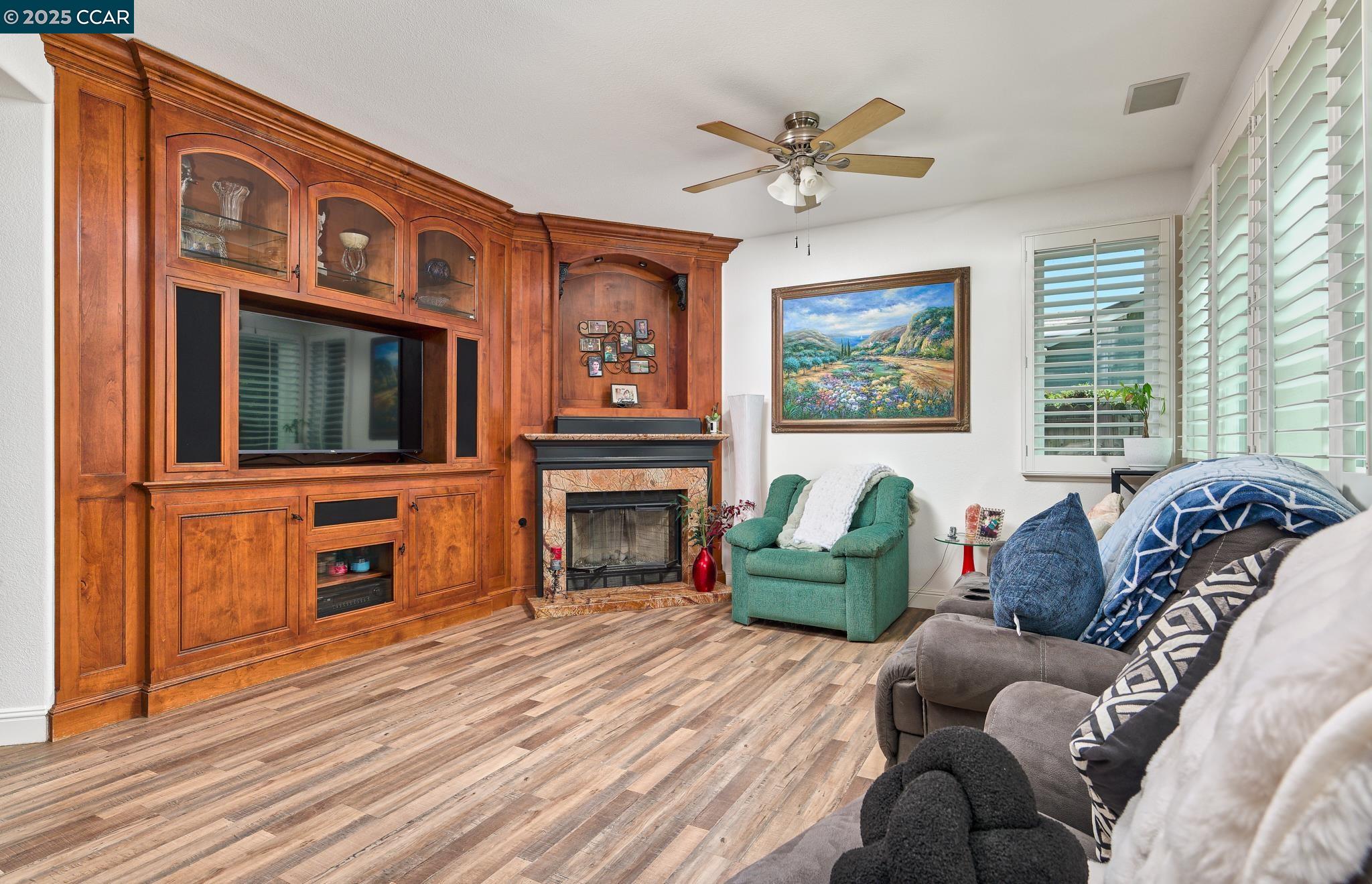 Detail Gallery Image 11 of 37 For 322 W Boesch Dr, Ripon,  CA 95366 - 3 Beds | 2/1 Baths