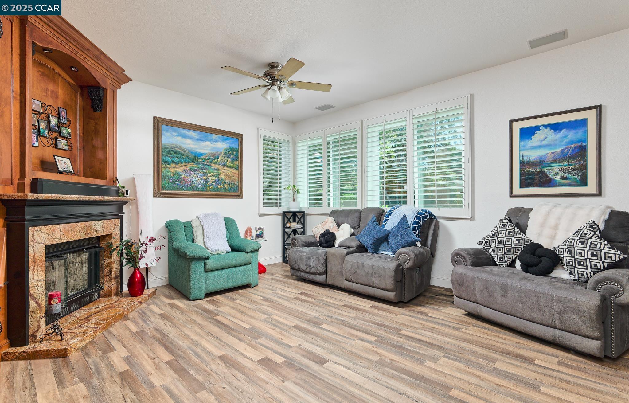 Detail Gallery Image 12 of 37 For 322 W Boesch Dr, Ripon,  CA 95366 - 3 Beds | 2/1 Baths