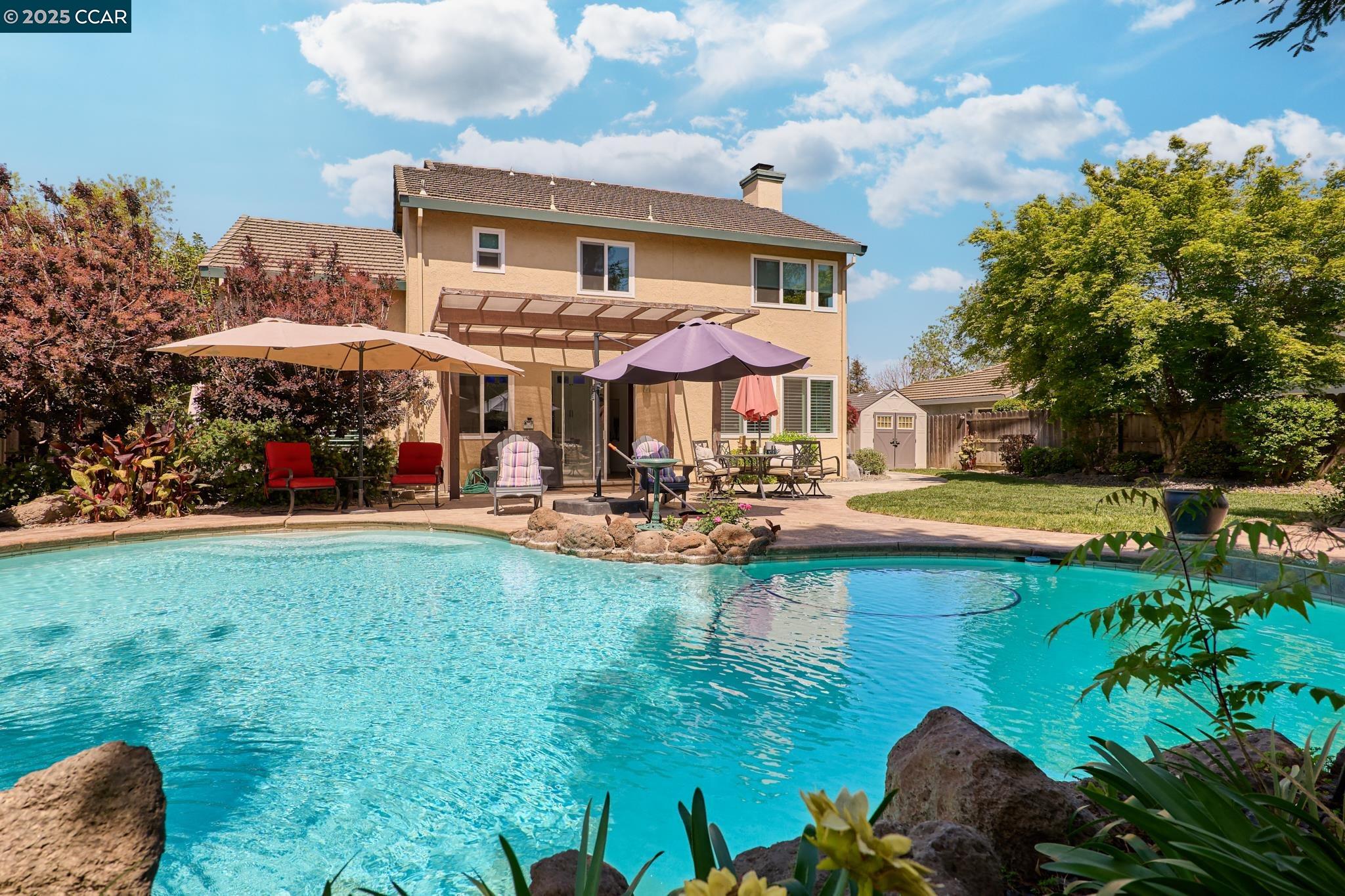 Detail Gallery Image 8 of 37 For 322 W Boesch Dr, Ripon,  CA 95366 - 3 Beds | 2/1 Baths