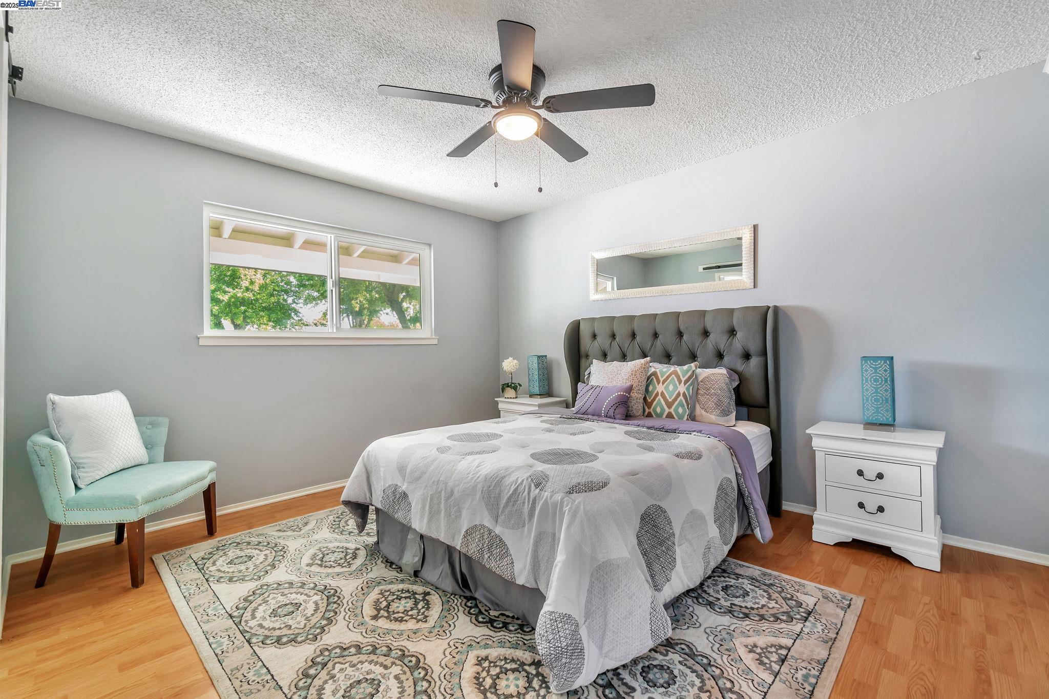 Detail Gallery Image 15 of 37 For 6013 Green Glen Way, Sacramento,  CA 95842 - 3 Beds | 2 Baths