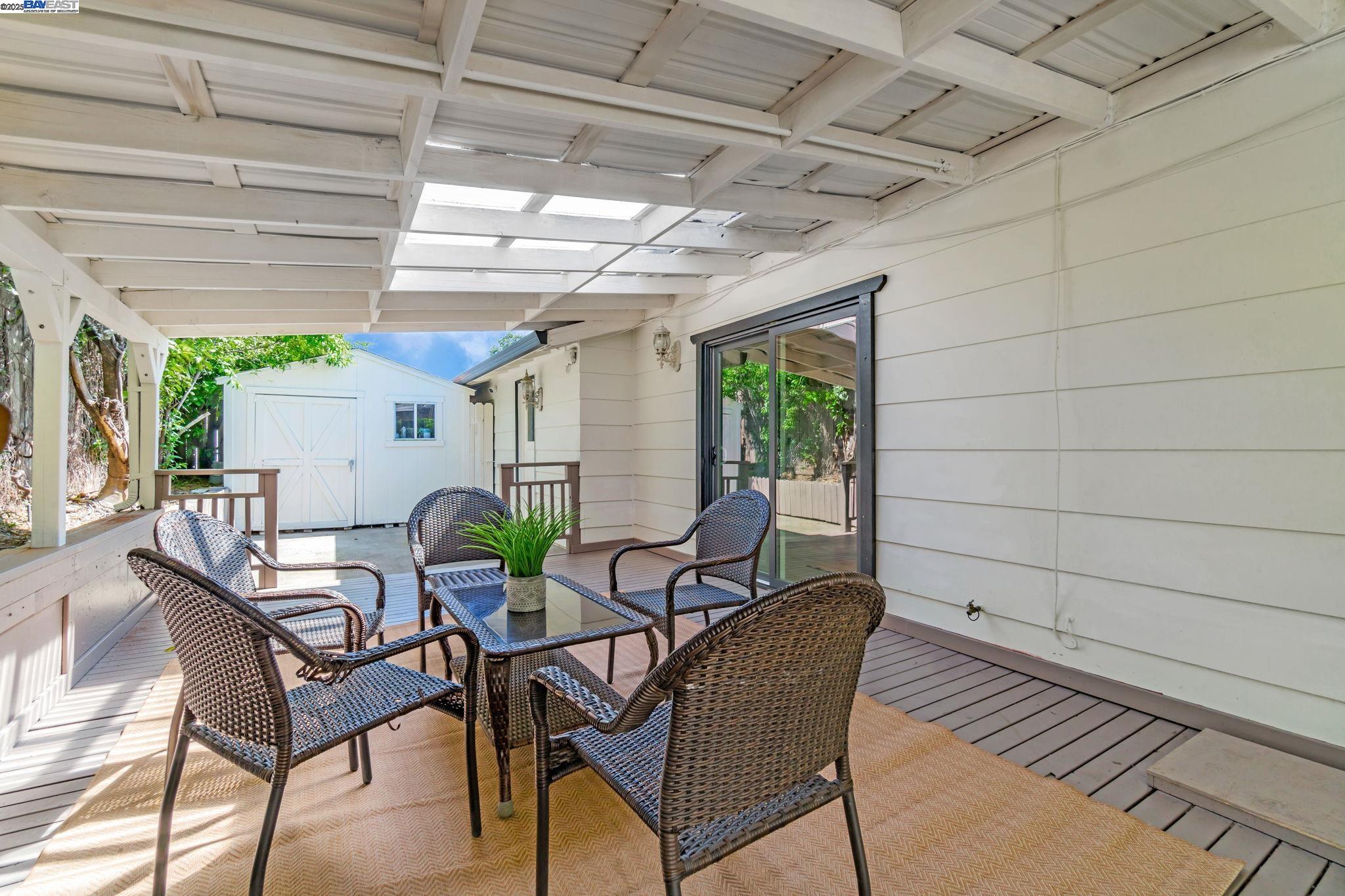 Detail Gallery Image 26 of 37 For 6013 Green Glen Way, Sacramento,  CA 95842 - 3 Beds | 2 Baths
