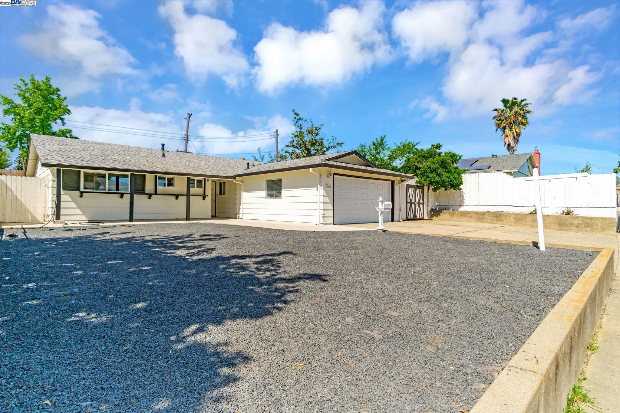 Detail Gallery Image 30 of 37 For 6013 Green Glen Way, Sacramento,  CA 95842 - 3 Beds | 2 Baths