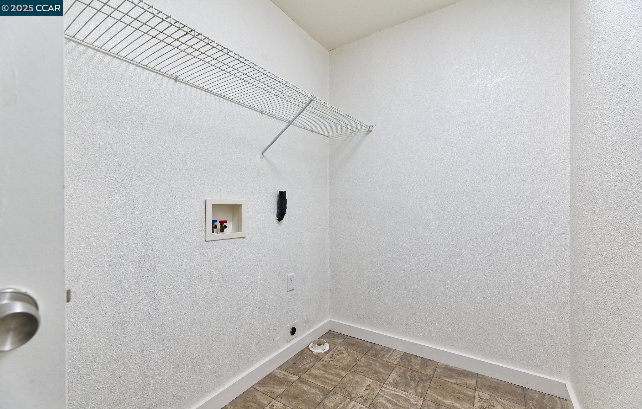Detail Gallery Image 20 of 24 For 104 Irene Ave, Roseville,  CA 95678 - 4 Beds | 1/1 Baths