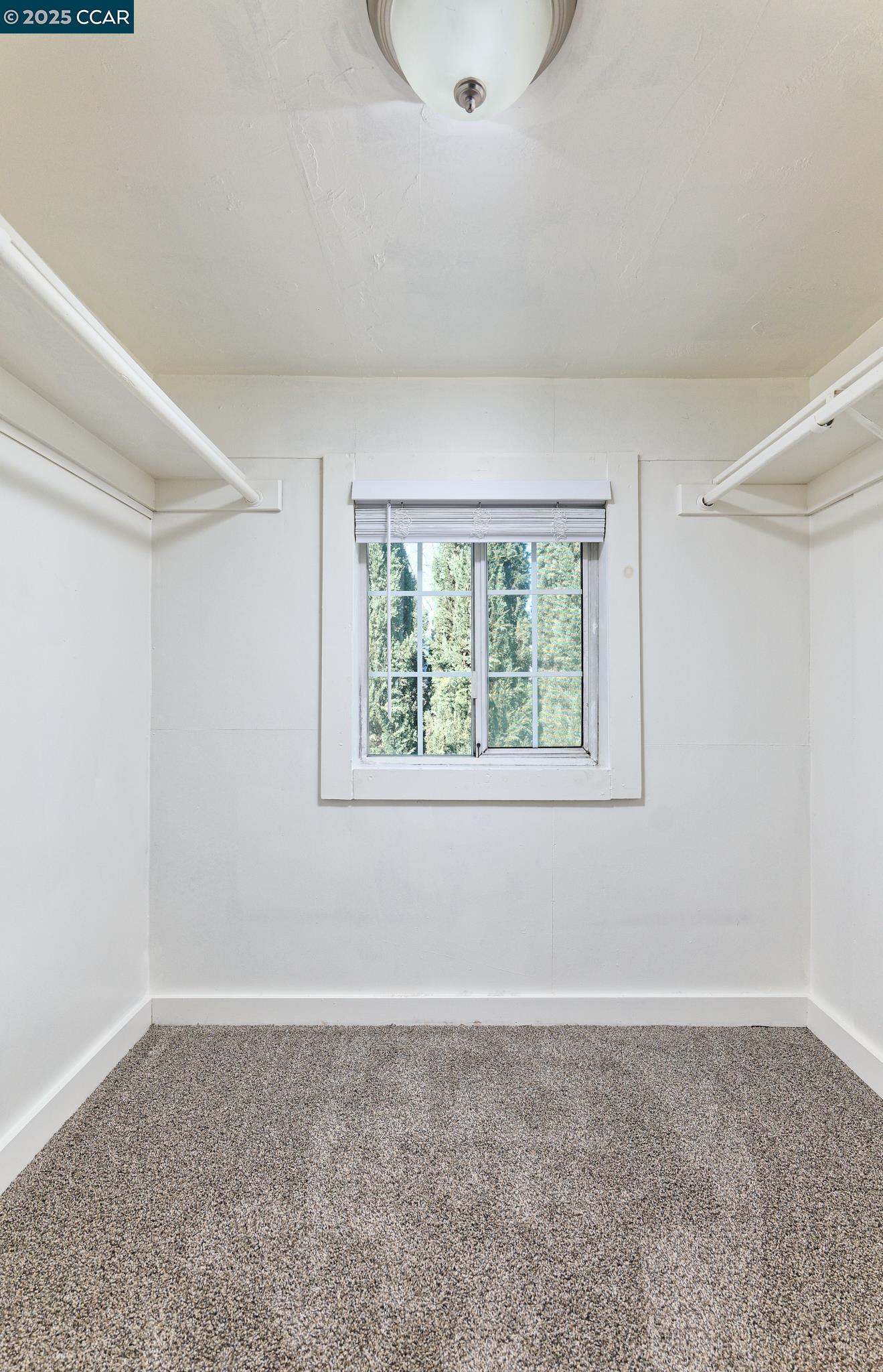 Detail Gallery Image 21 of 24 For 104 Irene Ave, Roseville,  CA 95678 - 4 Beds | 1/1 Baths