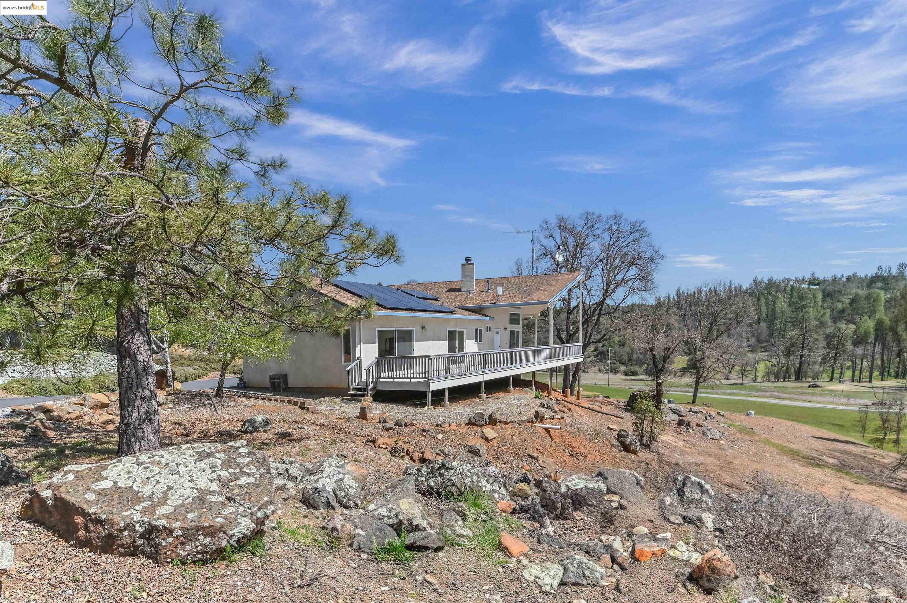 Detail Gallery Image 15 of 60 For 5409 Stagecoach Hill Rd, Mountain Ranch,  CA 95246 - 3 Beds | 2/1 Baths