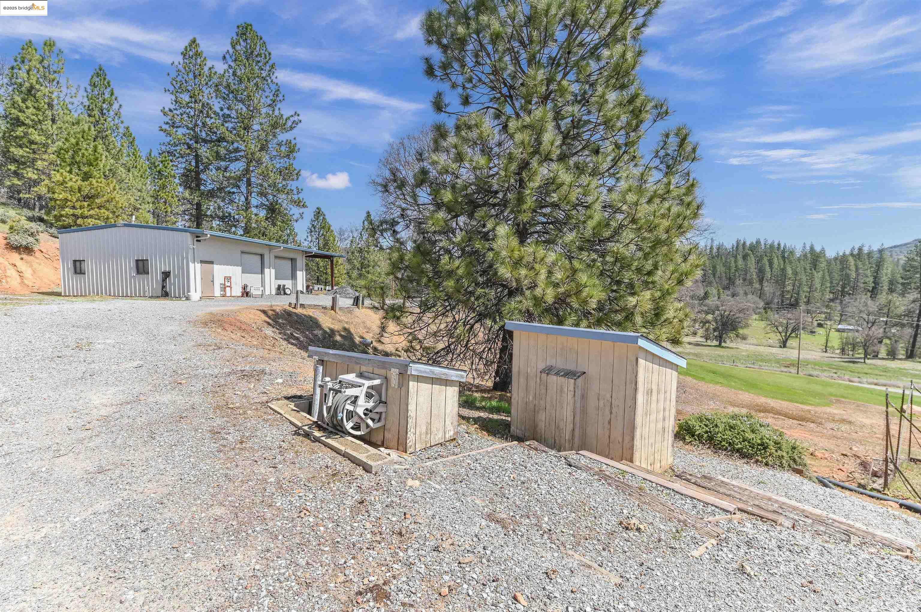 Detail Gallery Image 23 of 60 For 5409 Stagecoach Hill Rd, Mountain Ranch,  CA 95246 - 3 Beds | 2/1 Baths