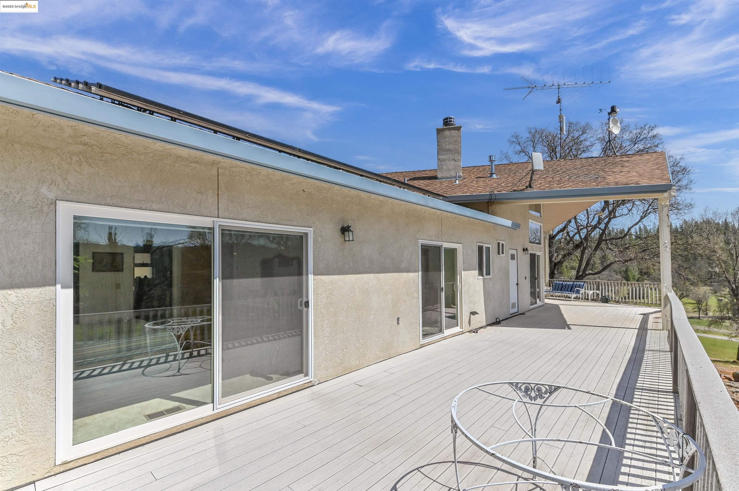 Detail Gallery Image 5 of 60 For 5409 Stagecoach Hill Rd, Mountain Ranch,  CA 95246 - 3 Beds | 2/1 Baths