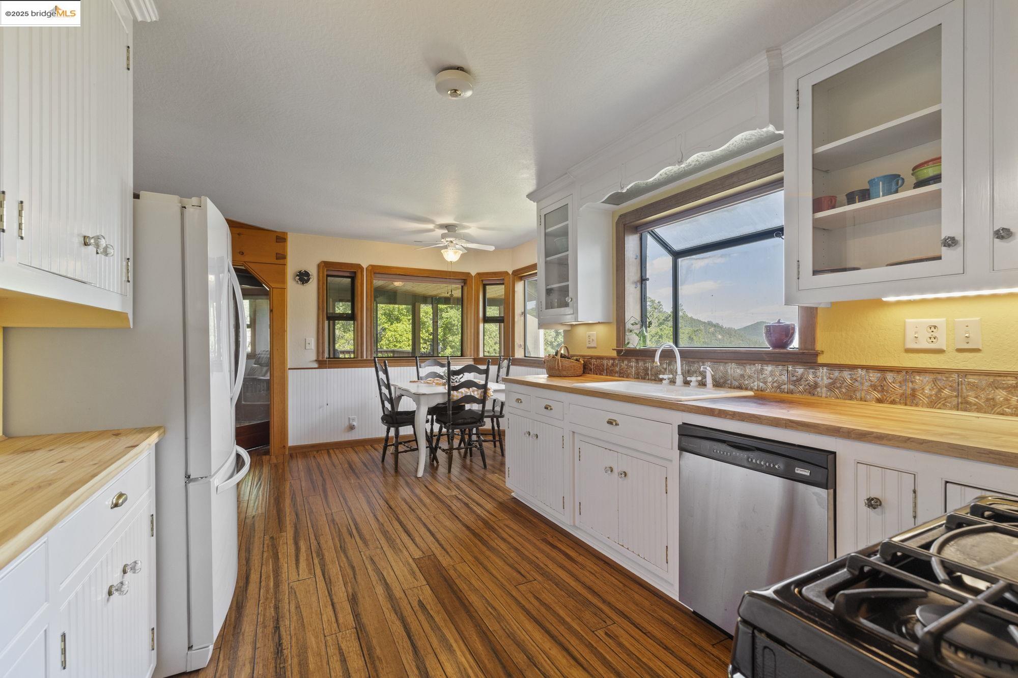 Detail Gallery Image 16 of 51 For 20585 Eden Lane, Tuolumne,  CA 95379 - 3 Beds | 2 Baths