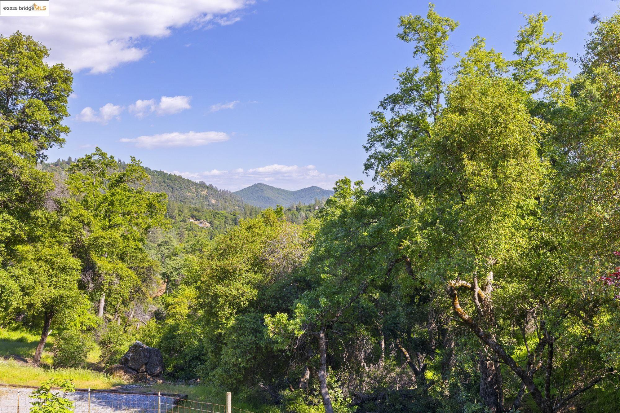 Detail Gallery Image 34 of 51 For 20585 Eden Lane, Tuolumne,  CA 95379 - 3 Beds | 2 Baths