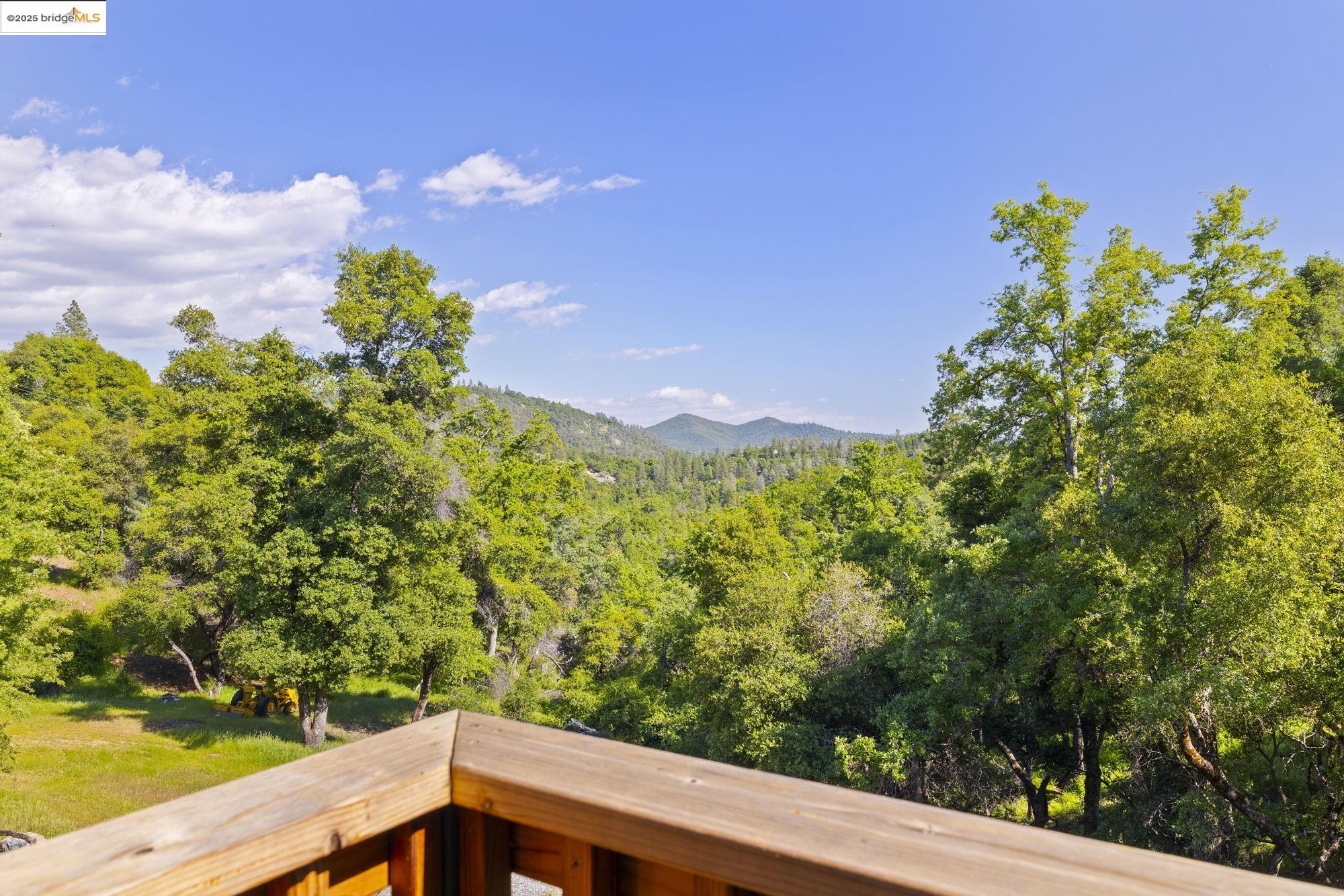 Detail Gallery Image 35 of 51 For 20585 Eden Lane, Tuolumne,  CA 95379 - 3 Beds | 2 Baths