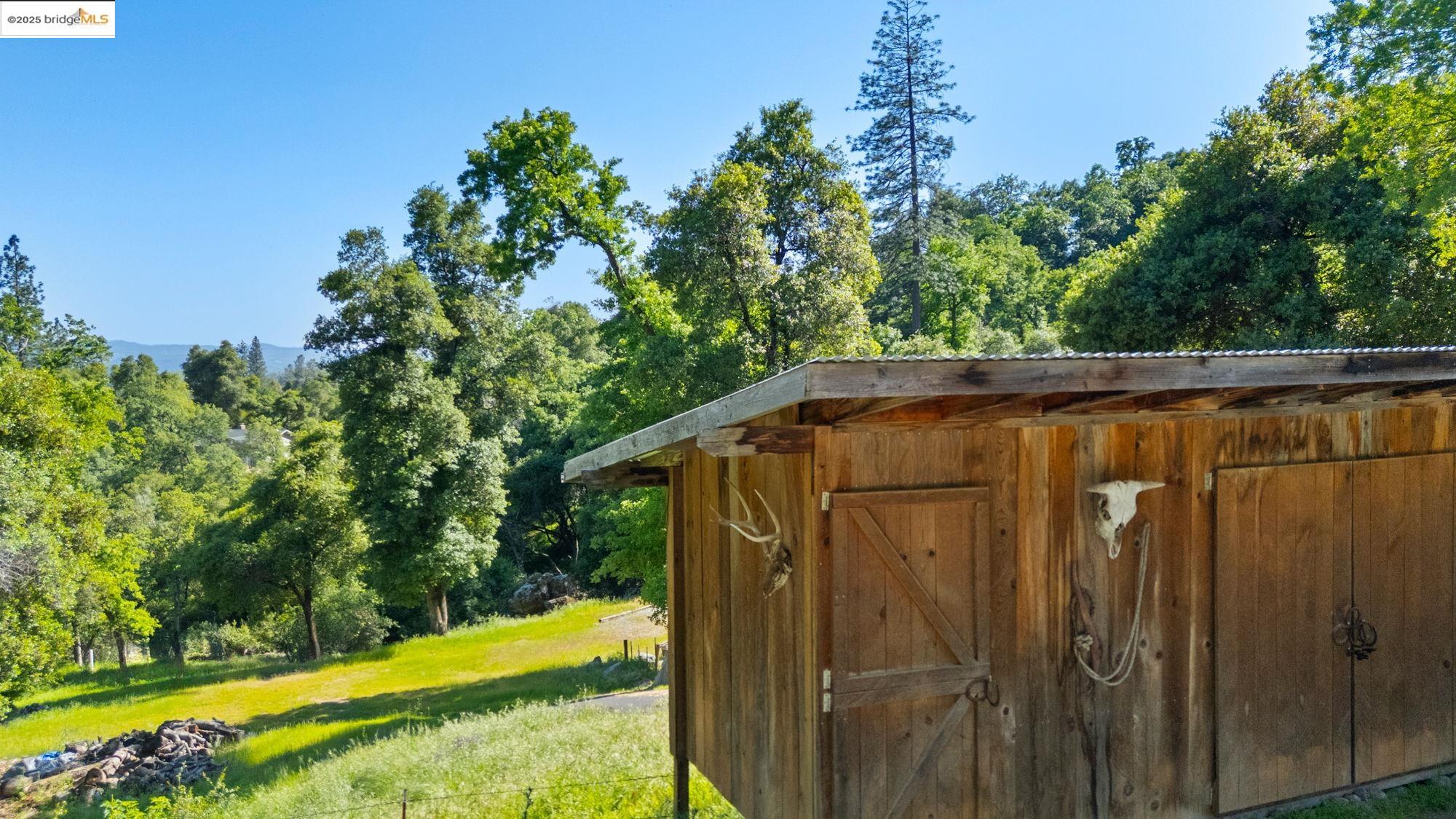 Detail Gallery Image 39 of 51 For 20585 Eden Lane, Tuolumne,  CA 95379 - 3 Beds | 2 Baths