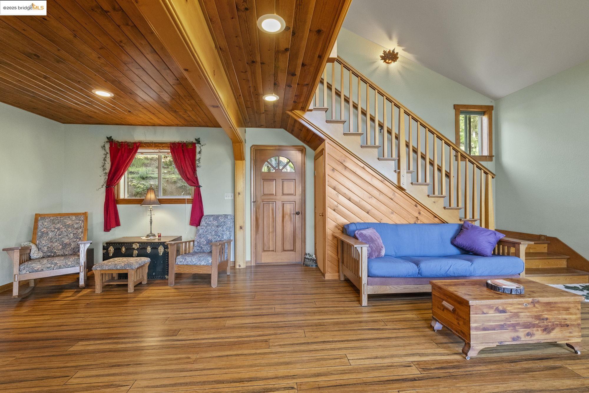 Detail Gallery Image 10 of 51 For 20585 Eden Lane, Tuolumne,  CA 95379 - 3 Beds | 2 Baths