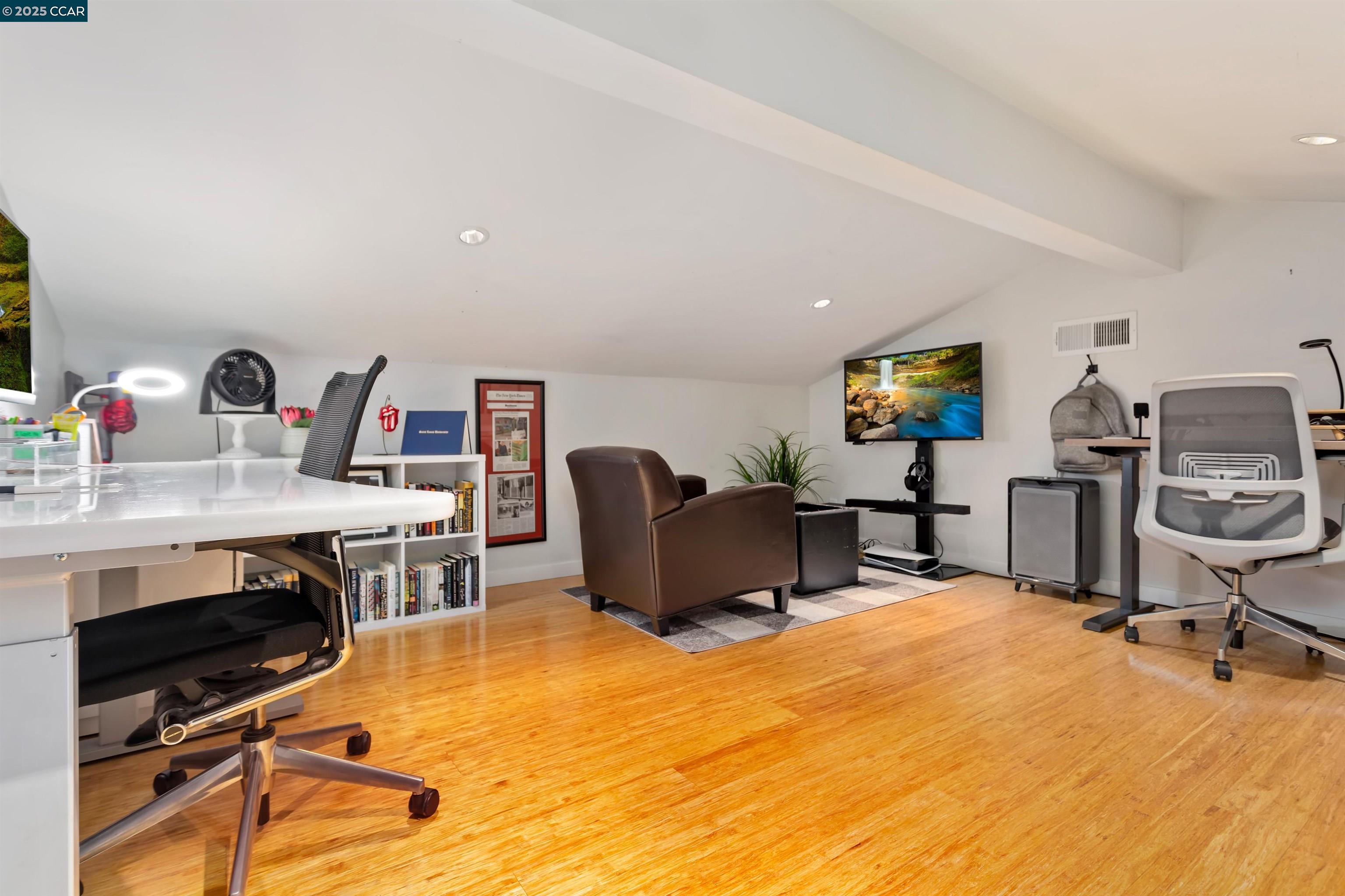 Detail Gallery Image 20 of 26 For 1648 San Miguel Dr, Walnut Creek,  CA 94596 - 1 Beds | 2 Baths