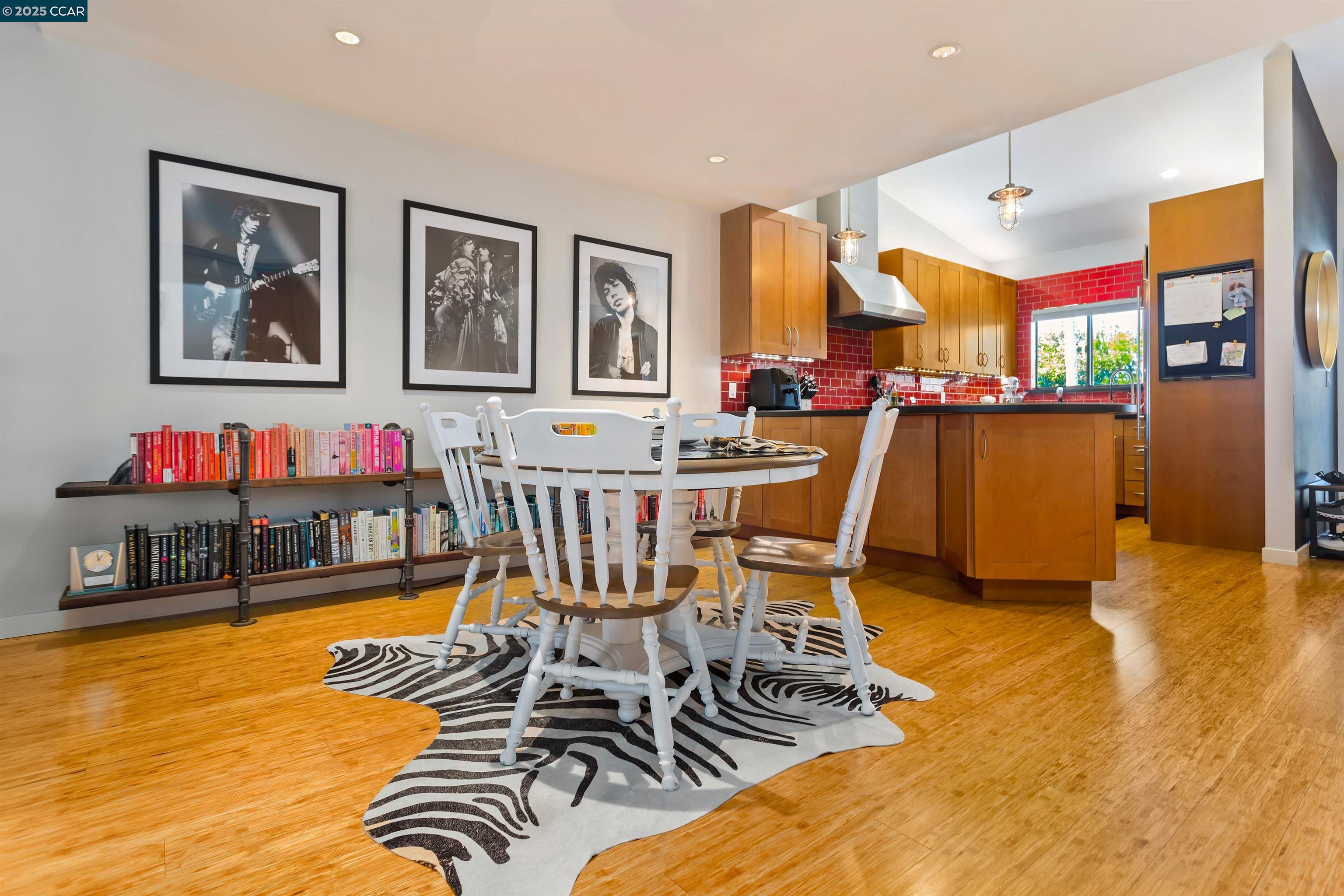 Detail Gallery Image 7 of 26 For 1648 San Miguel Dr, Walnut Creek,  CA 94596 - 1 Beds | 2 Baths