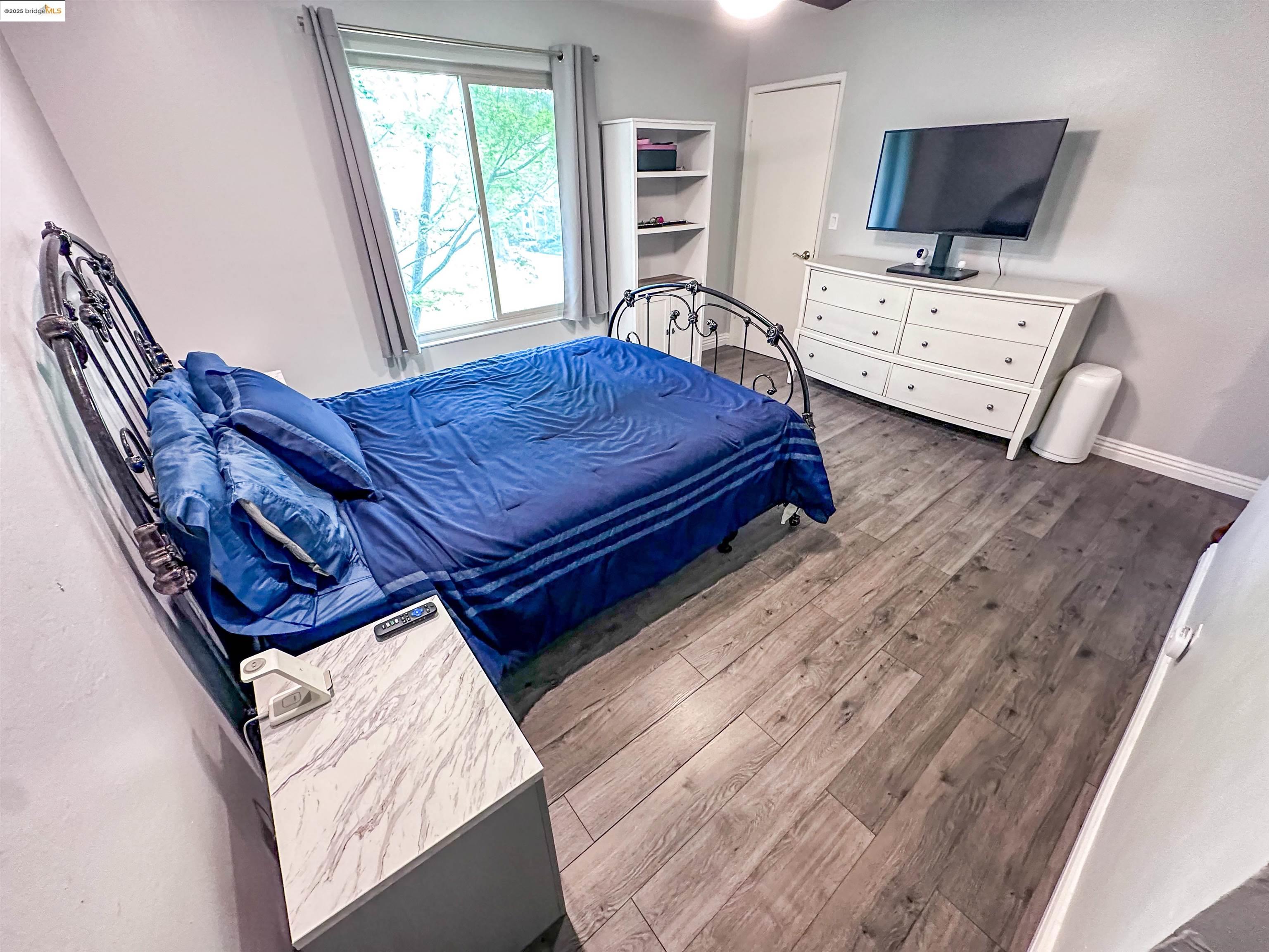 Detail Gallery Image 2 of 3 For 3650 Northwood Dr #B,  Concord,  CA 94520 - 2 Beds | 1/1 Baths