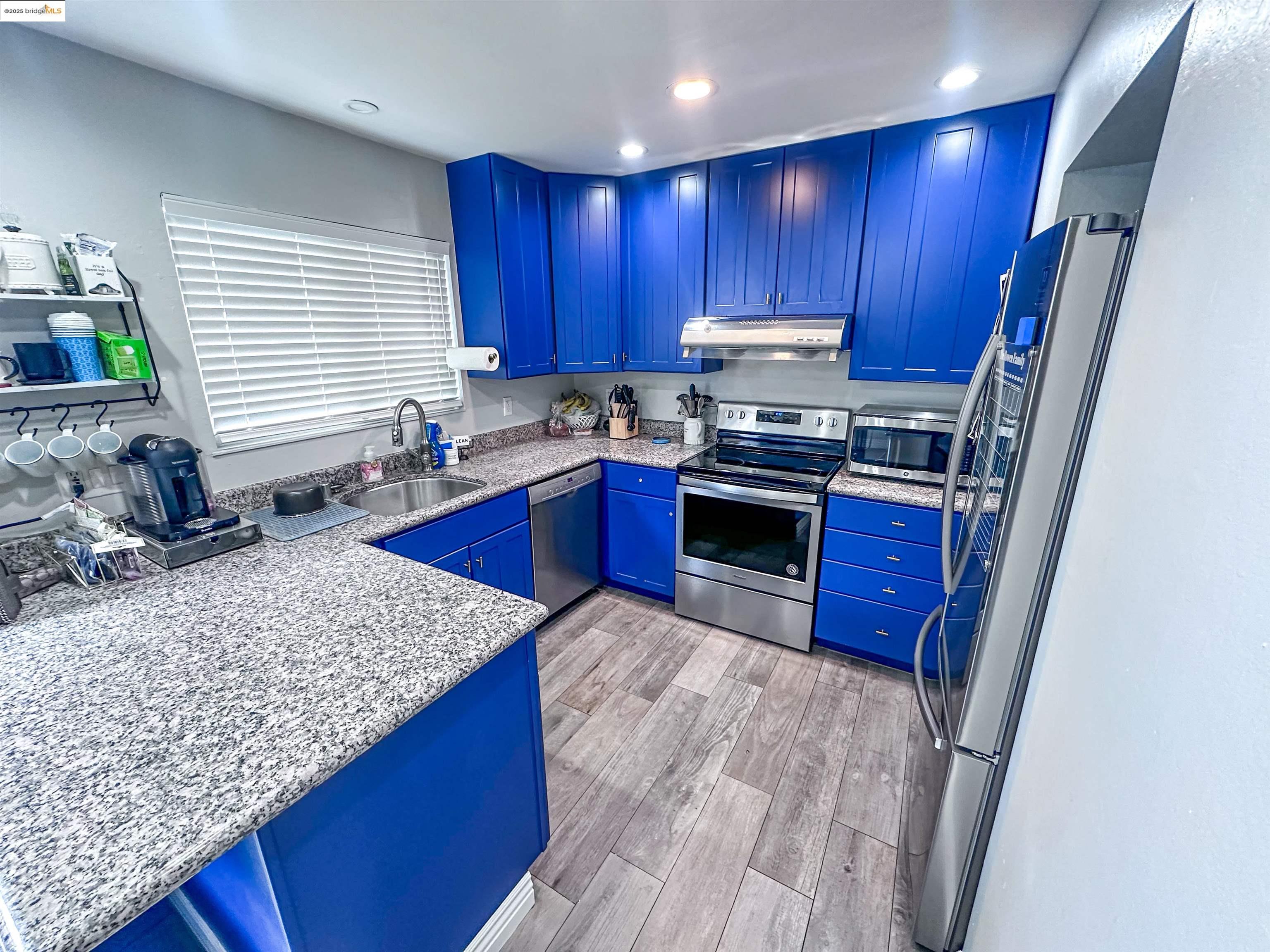 Photo #2: 41094481 Listing 