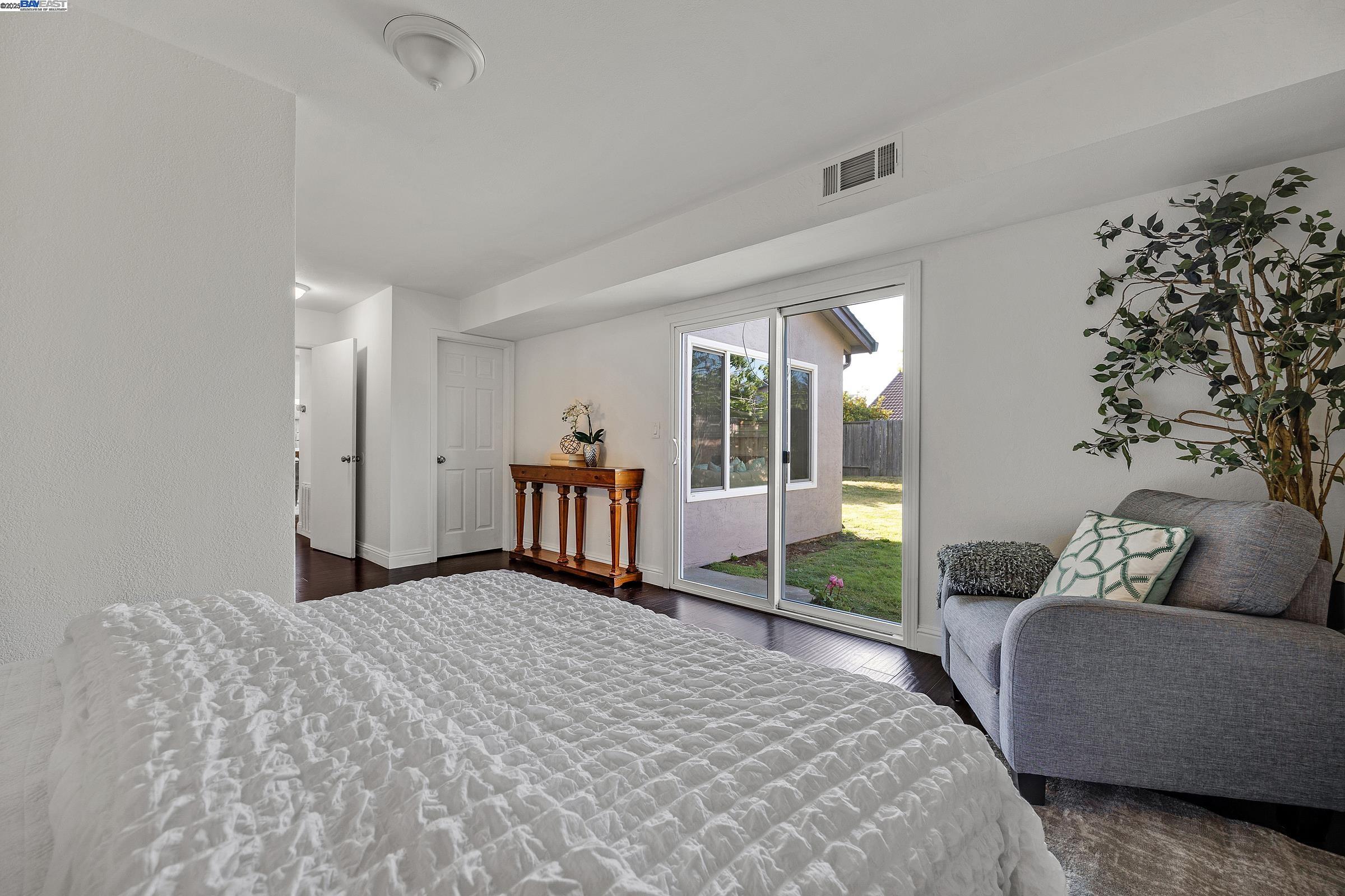 Detail Gallery Image 11 of 31 For 3255 San Pablo Way, Union City,  CA 94587 - 4 Beds | 4 Baths