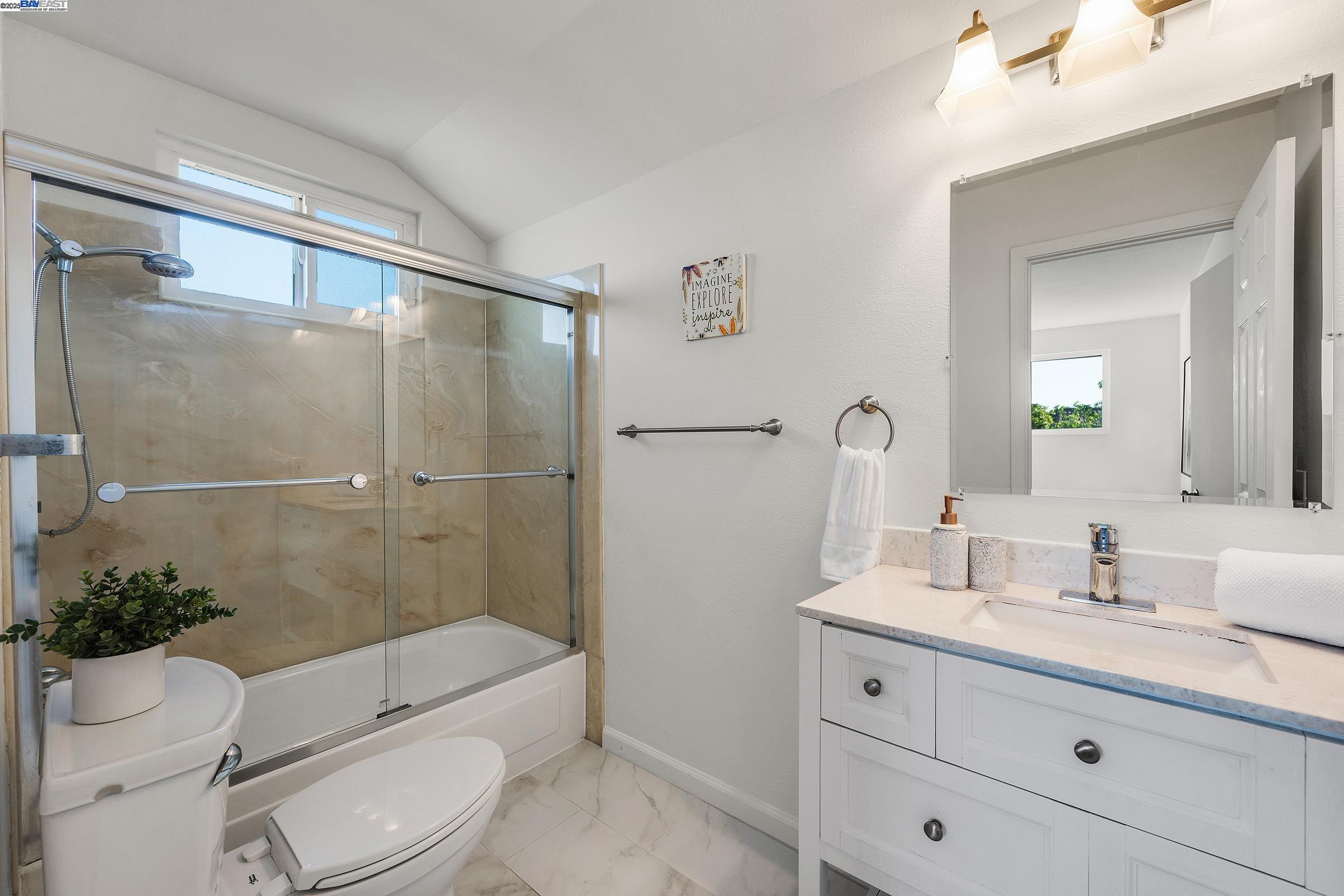 Detail Gallery Image 19 of 31 For 3255 San Pablo Way, Union City,  CA 94587 - 4 Beds | 4 Baths