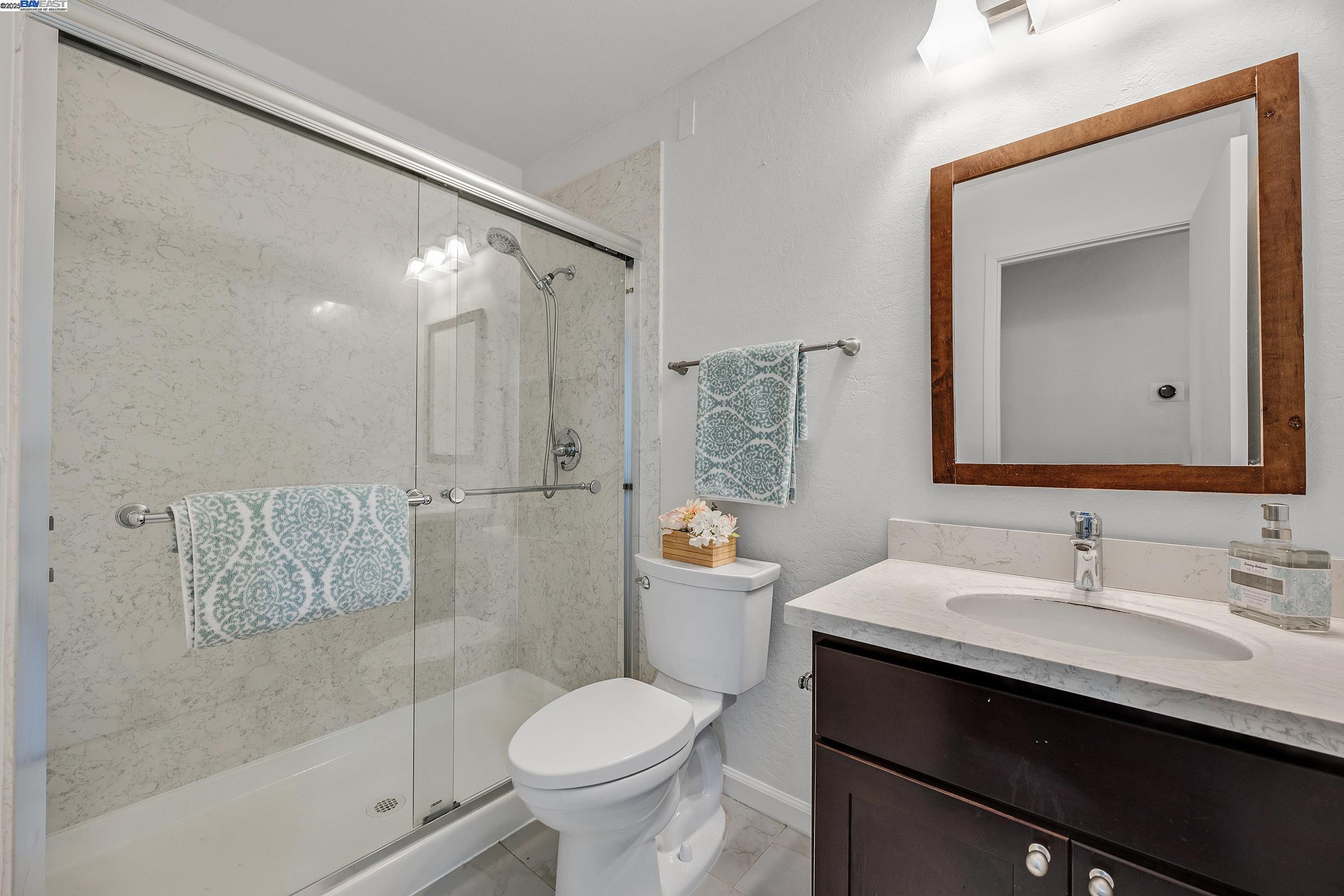 Detail Gallery Image 9 of 31 For 3255 San Pablo Way, Union City,  CA 94587 - 4 Beds | 4 Baths
