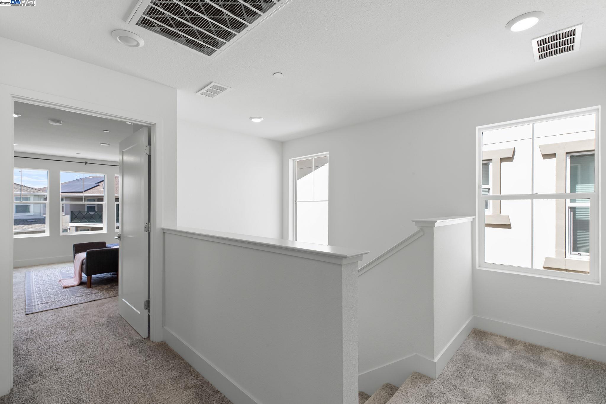 Detail Gallery Image 32 of 52 For 37450 Watersail Way, Newark,  CA 94560 - 5 Beds | 4/1 Baths