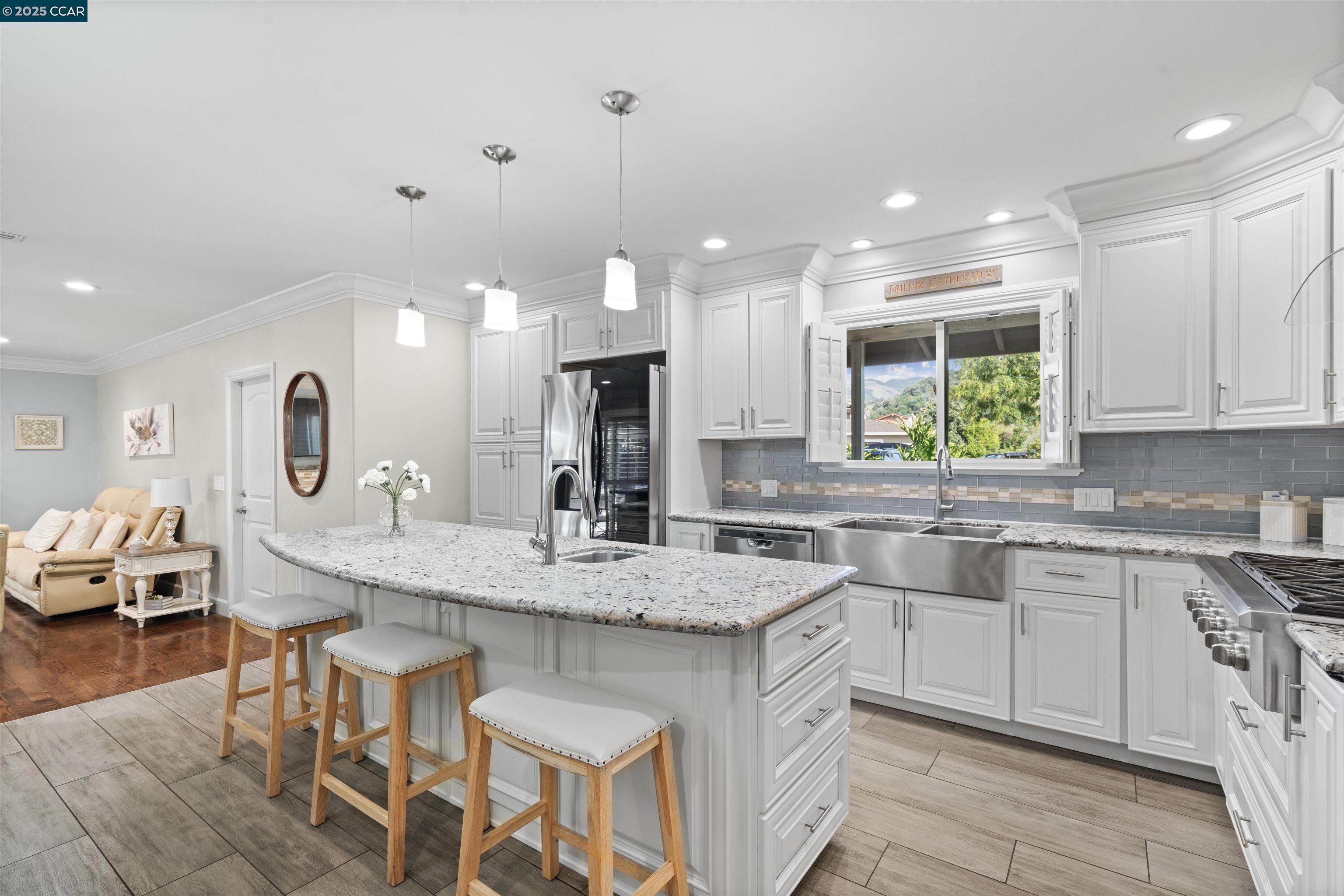 Detail Gallery Image 15 of 49 For 3709 Warner Dr, San Jose,  CA 95127 - 3 Beds | 3 Baths